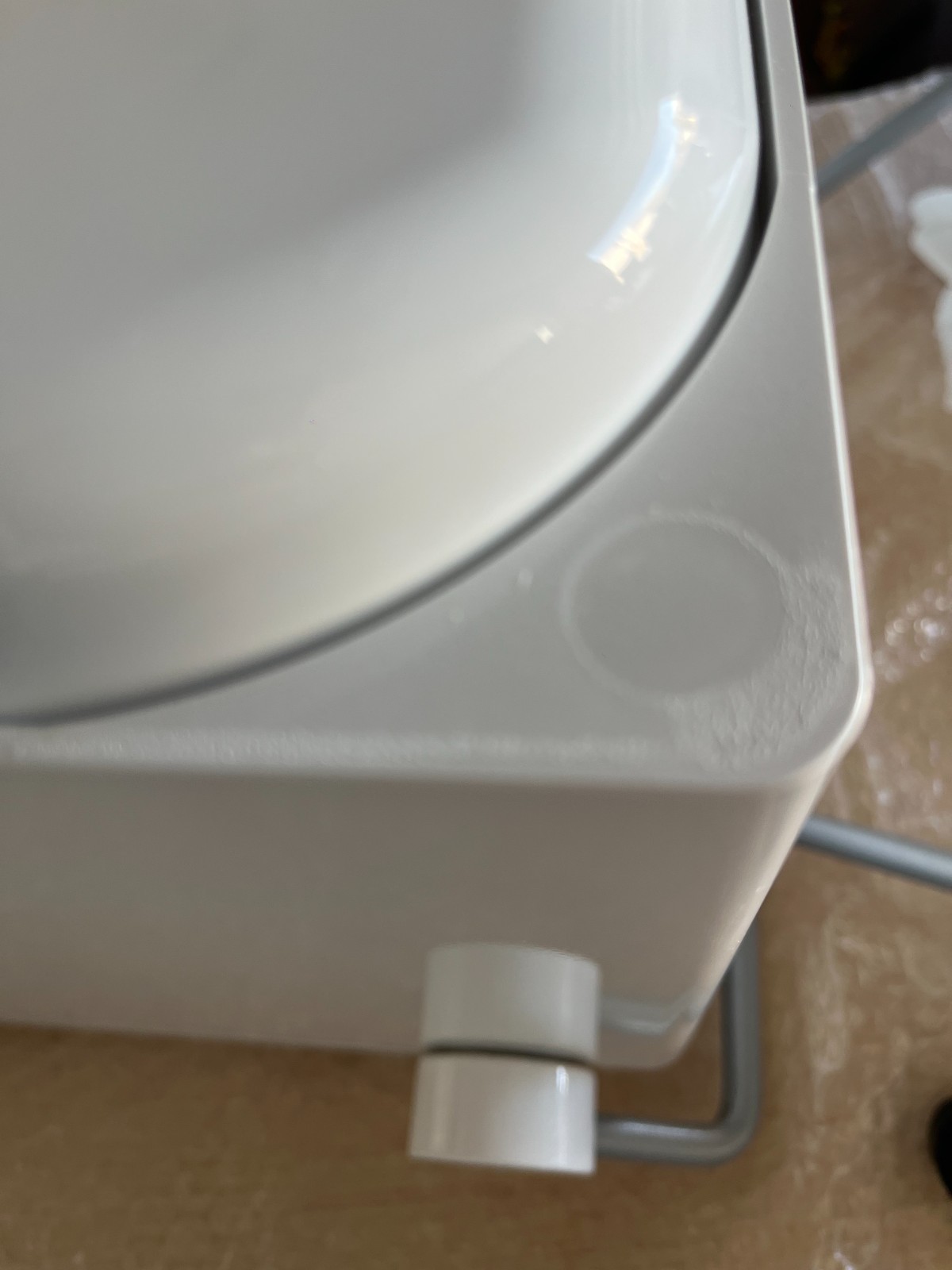 MODIWELL Dry Flush Toilet, LE-310 White, Used-Class B