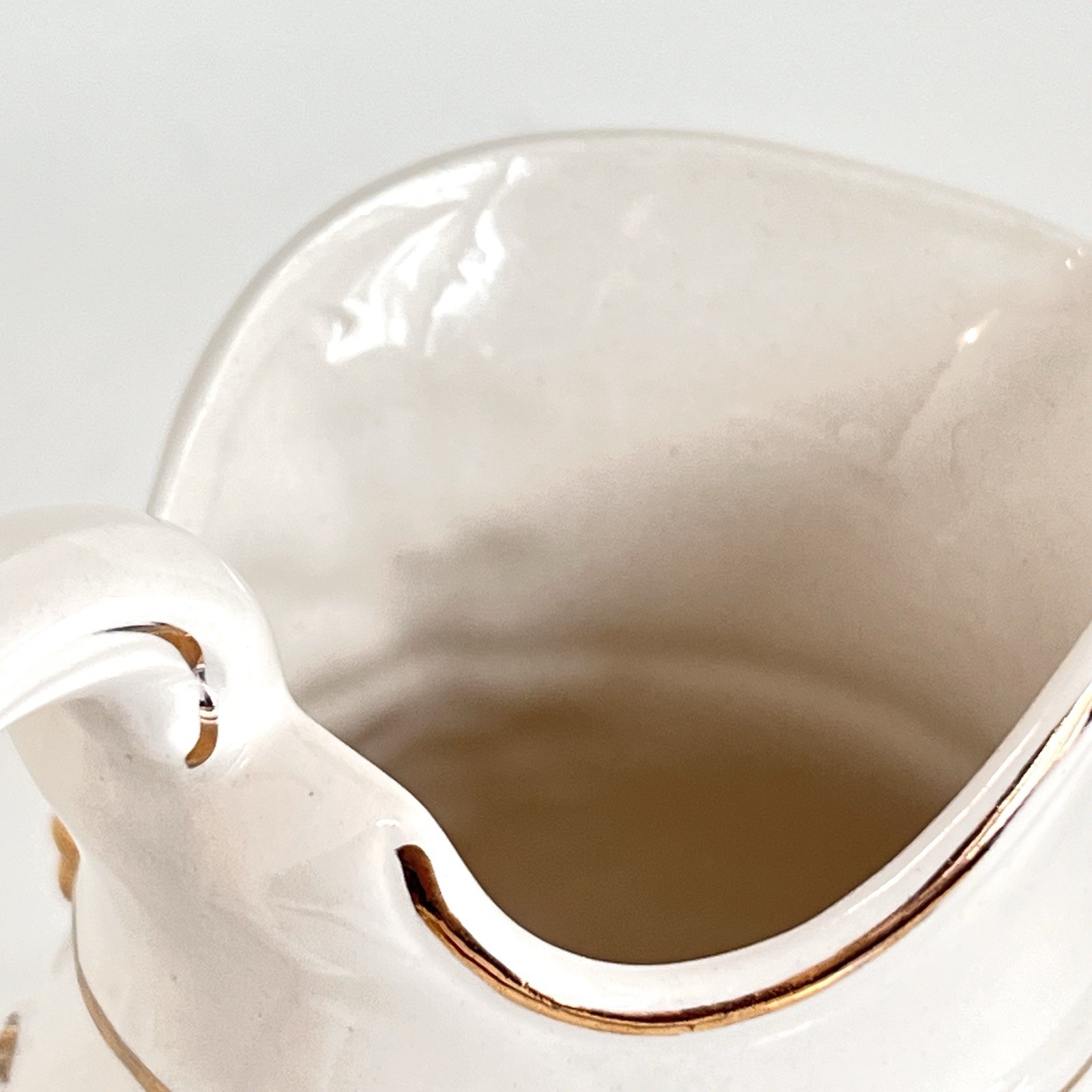 Vintage Porcelain Pitcher Juice Cream Velco Japan Raised Grape Gold Trim 5.5”