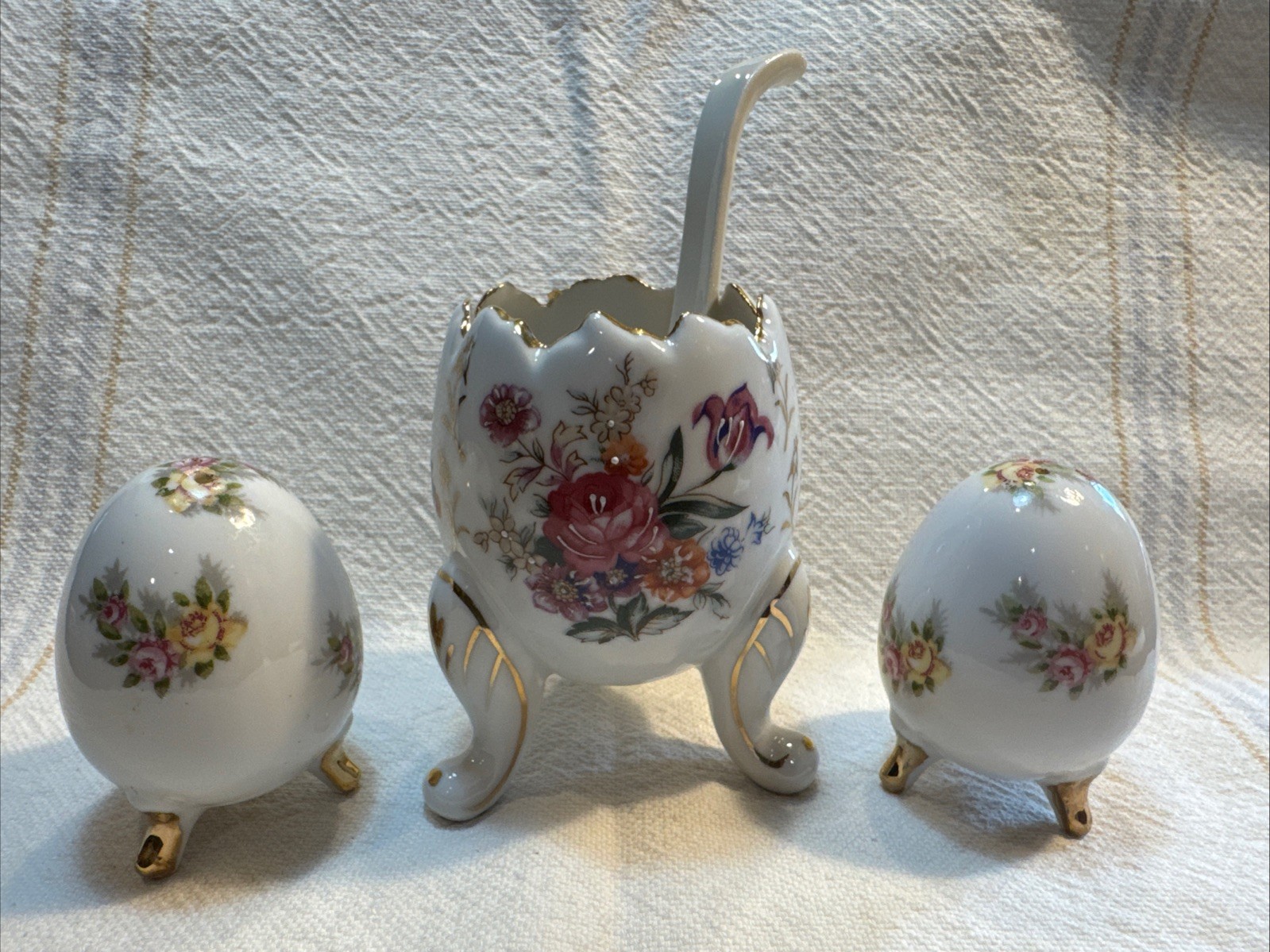 Vtg Japan Porcelain Egg + Spoon+Enesco S&P Shakers Lot-Easter-Flowers