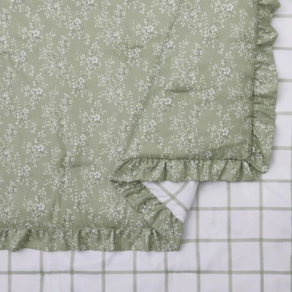 Modern Heirloom 2pc Twin/Twin XL Floral Ruffle Comforter Bedding Set