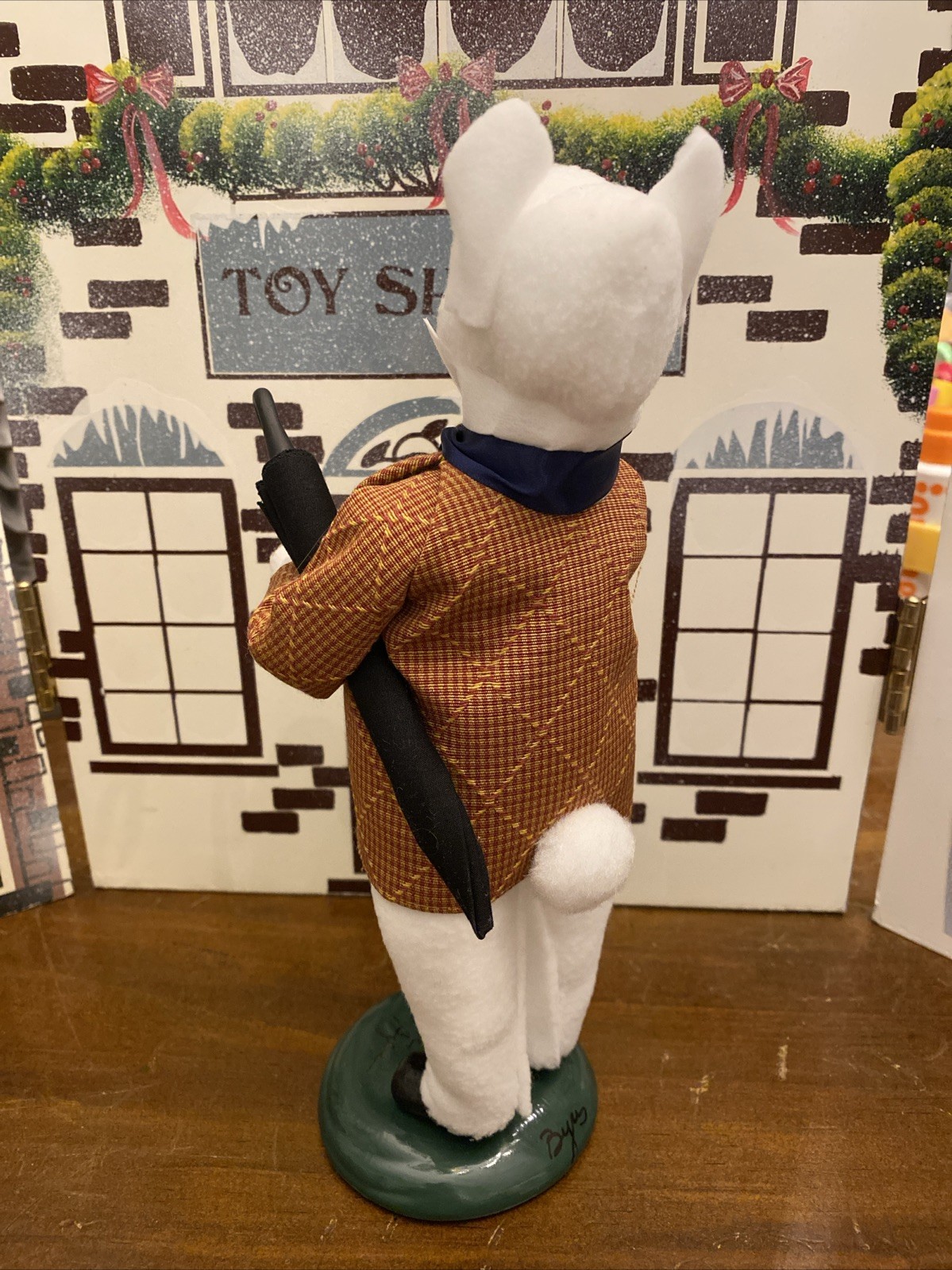 BYERS CHOICE 2024 WONDERLAND RABBIT NEW SIGNED BY JOYCE BYERS