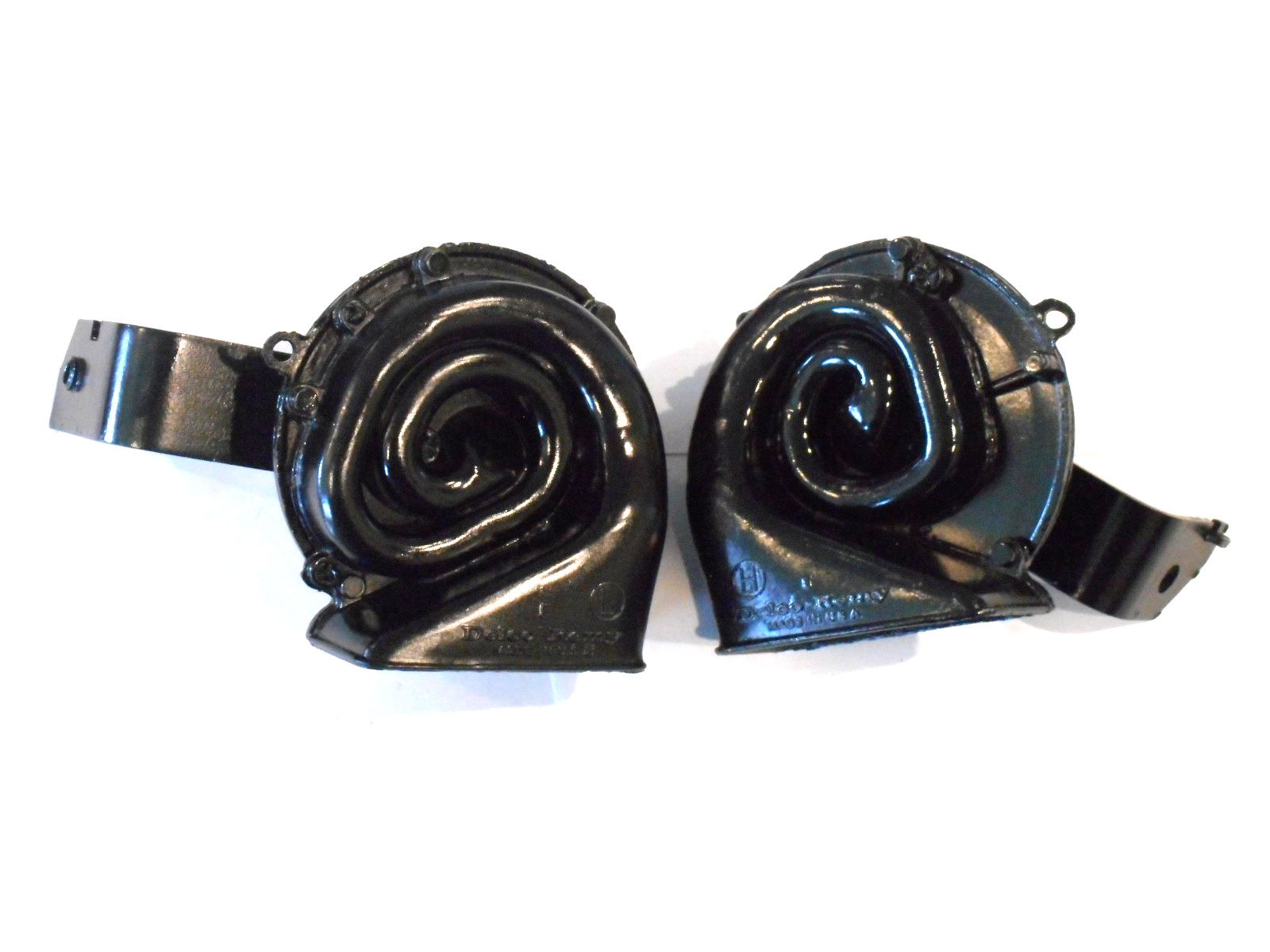 1964 1966 Chevy  Chevelle Delco Remy High Low Pair 489 490 Horns Hi Lo OEM 64 65