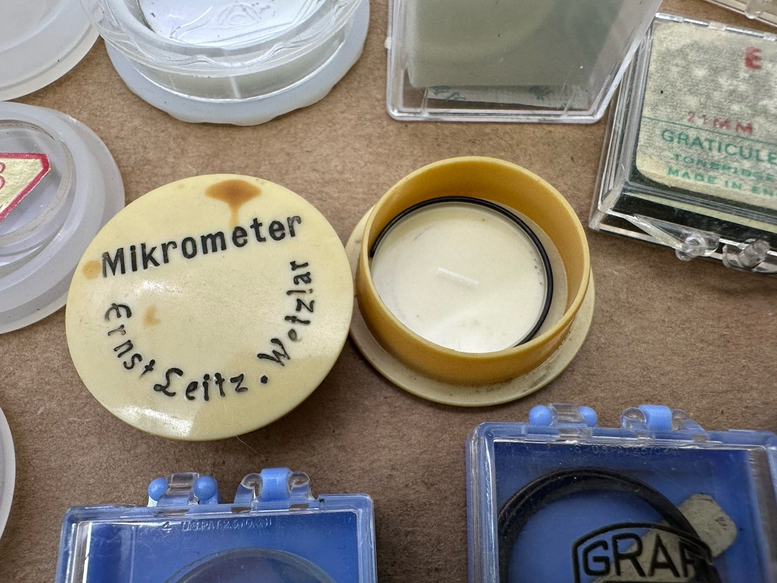 Lot of Vtg Microscope Lens Filters Glass Pearl Bausch Lomb Leitz Graf Apsco Etc