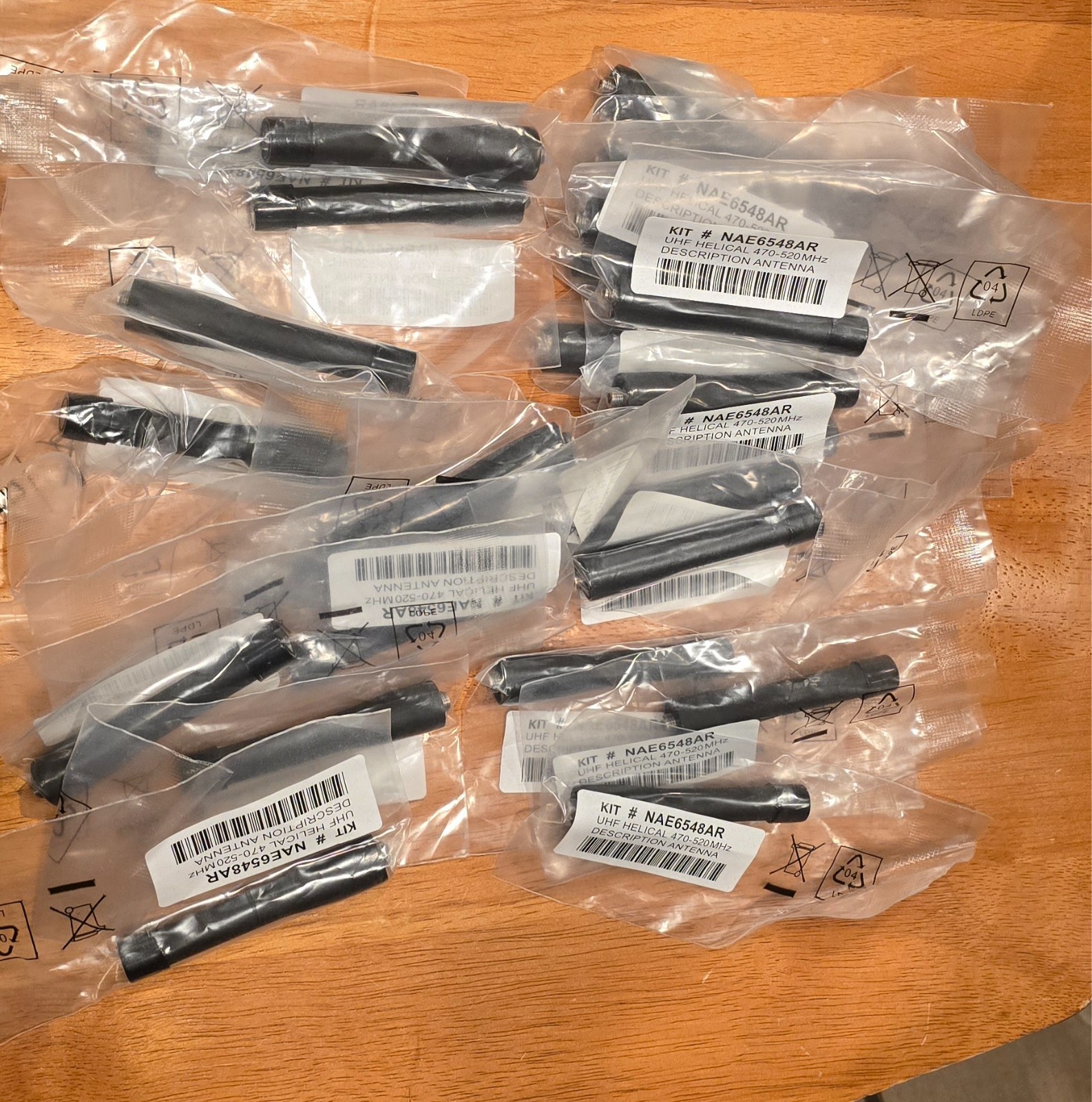 Motorola 470-520mhz NEW OEM NAE6548AR Stubby Antenna