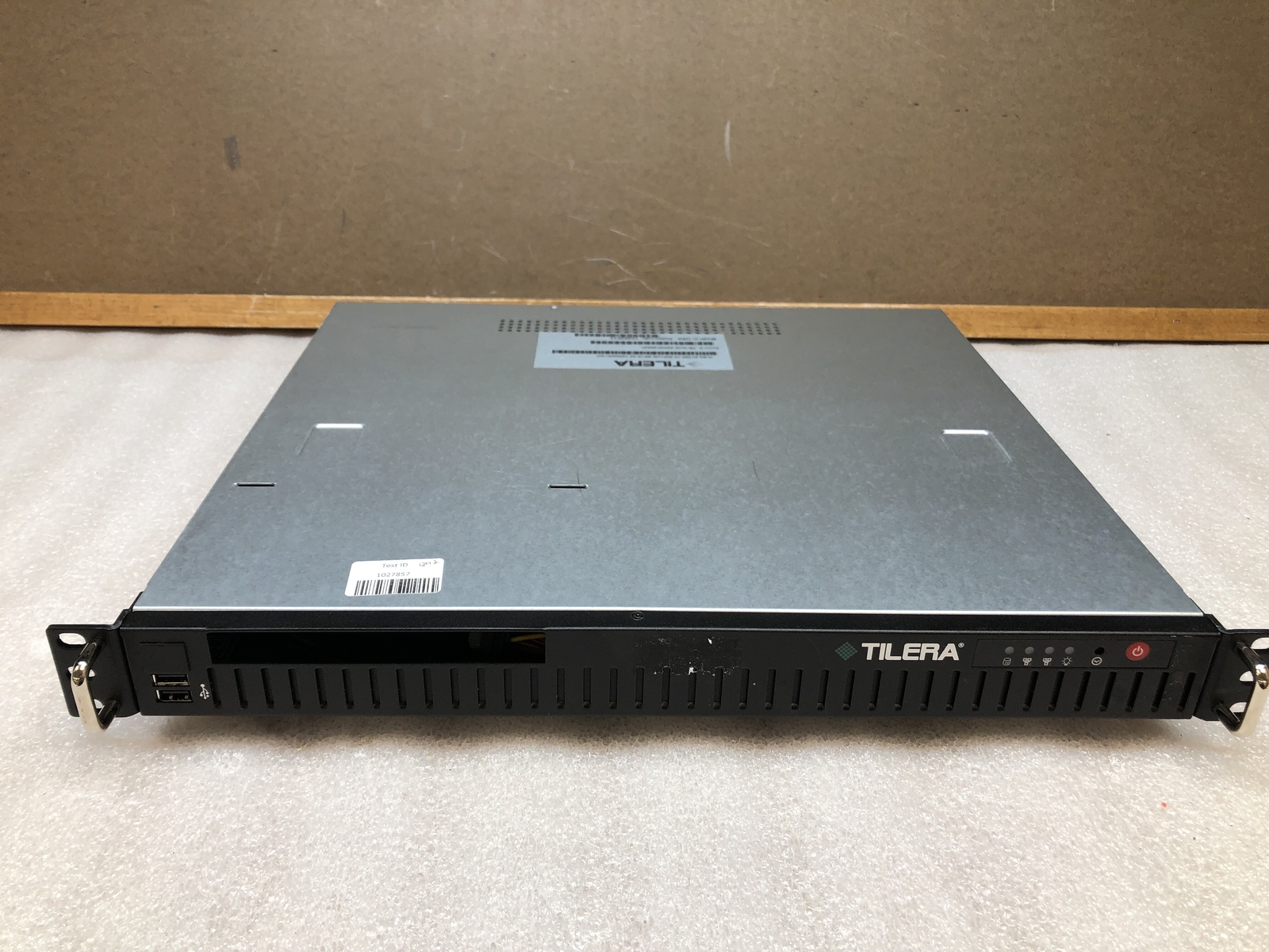 Tilera TLB4-07280-10-RM1US-8S10-32-160GHD-GC TILEmpower-Gx DEV 72 Core NO HDD