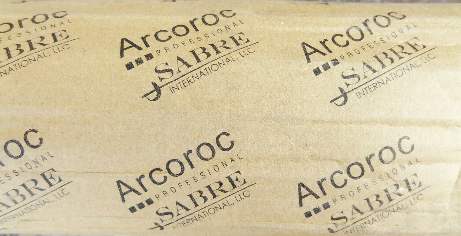 Arcoroc FF586 Sabre 8 3/4" Stainless Steel Heavy Weight Dinner Knife - 12 ea