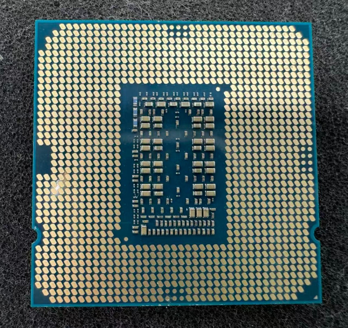 Intel Core i5-11400F SRKP1 Desktop Processor 2.6 GHz, 6-Core, 12-Thread Tested