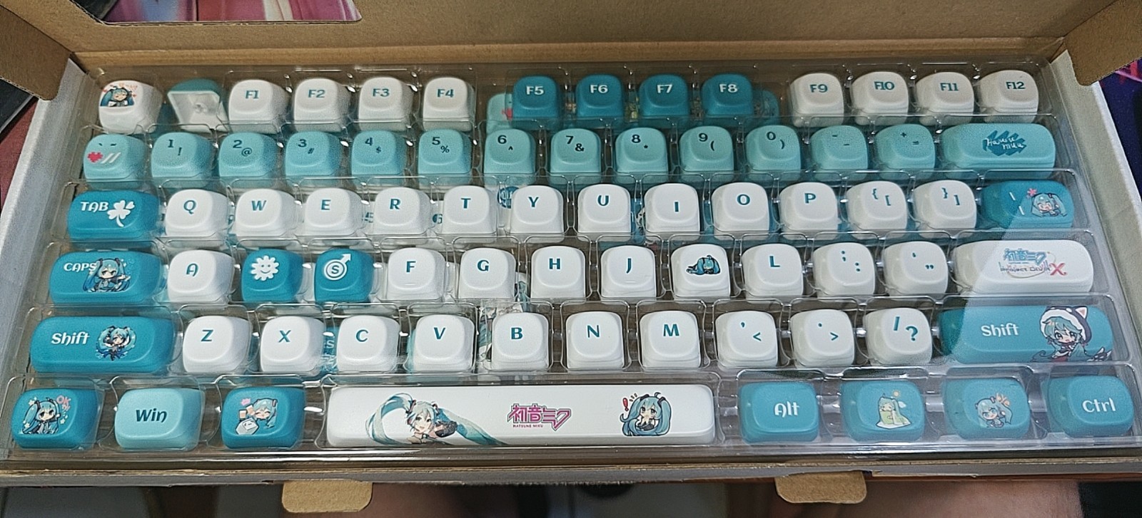 Hatsune Miku 116 PCS MOA Profile Anime Keycap Set For Mechanical Keyborad