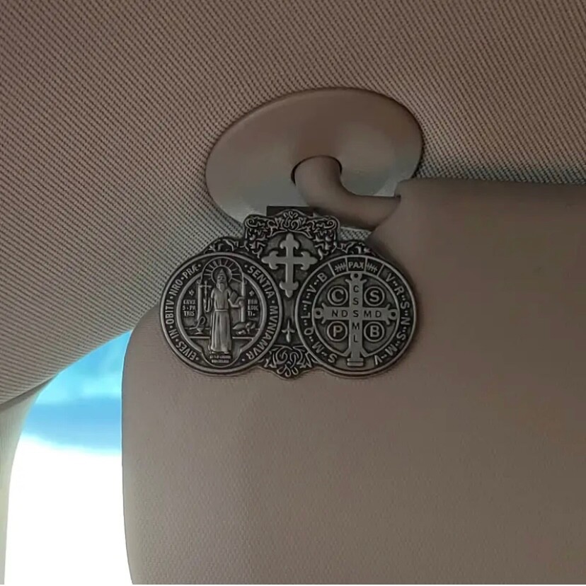 St BENEDICT Auto Car Visor Clip Protection Medal Medalla San Benito Carro Coche