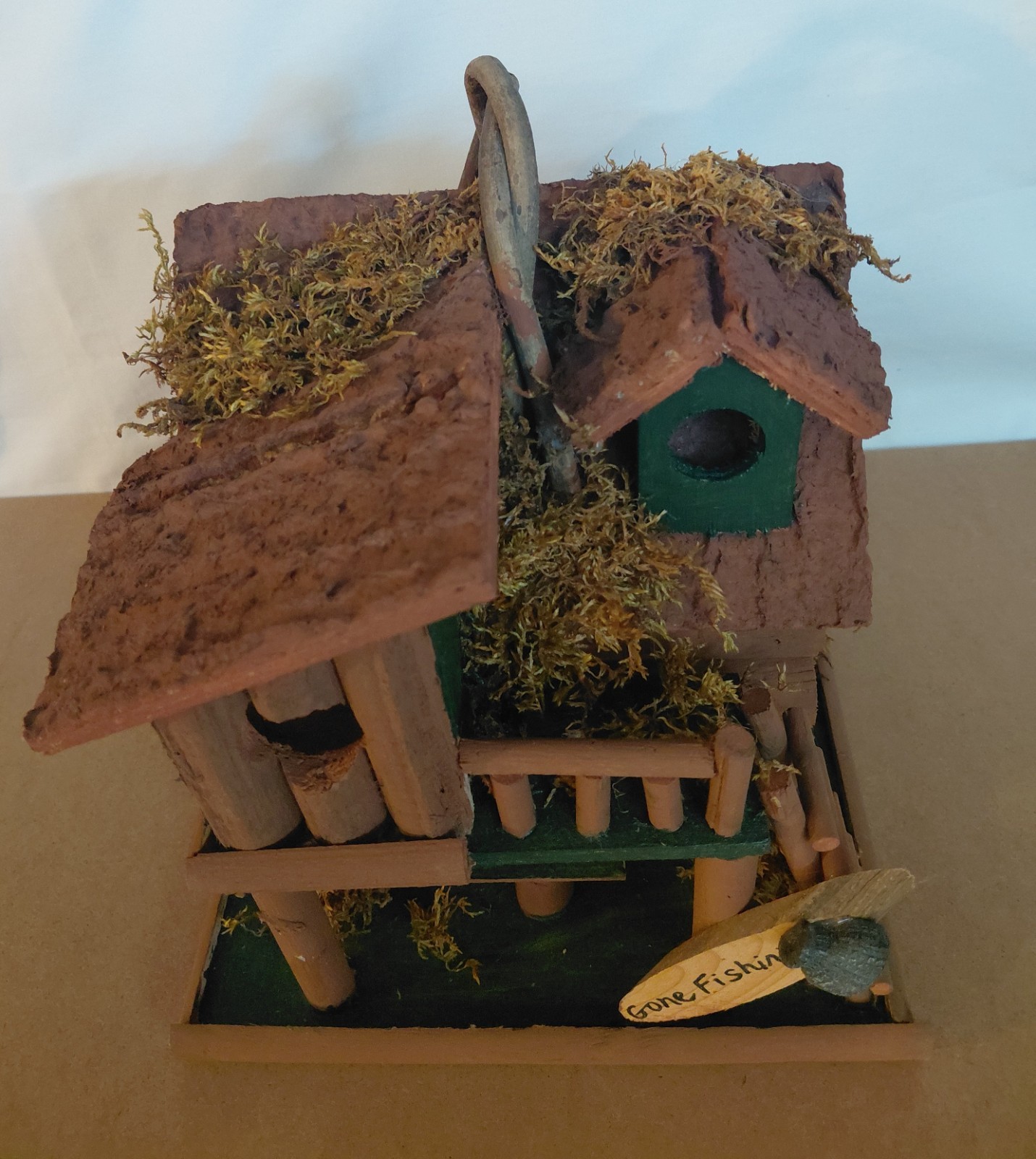 Rustic Gone Fishing Log Cabin Birdhouse Cottage Wood Bark Moss Accents Unused