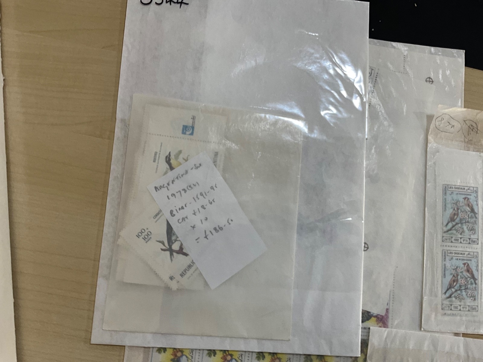 Birds on stamps MNH cat value over £9000 ex dealer stock t29