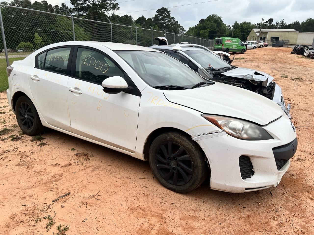 MAZDA 3 2012 Fuse Box Cabin 104831471