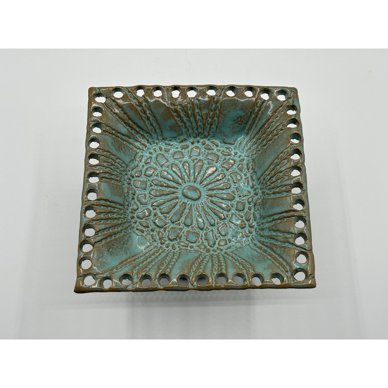 Tracy Shea Ceramic Jewelry Stand – Handcrafted Pedestal Ring Organizer