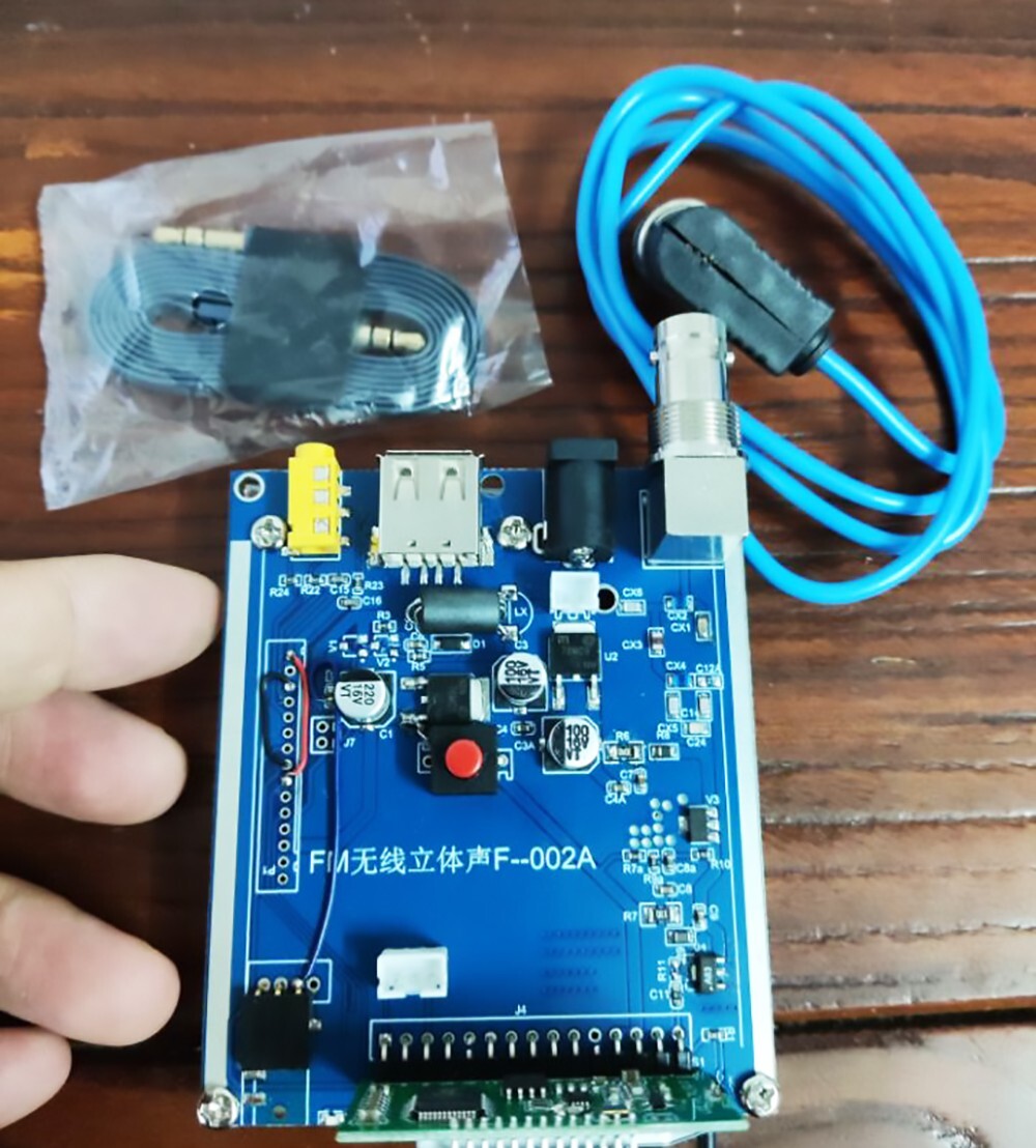 0.5W FM Transmitter PLL Stereo 85-108MHz Digital Radio broadcast Station + power