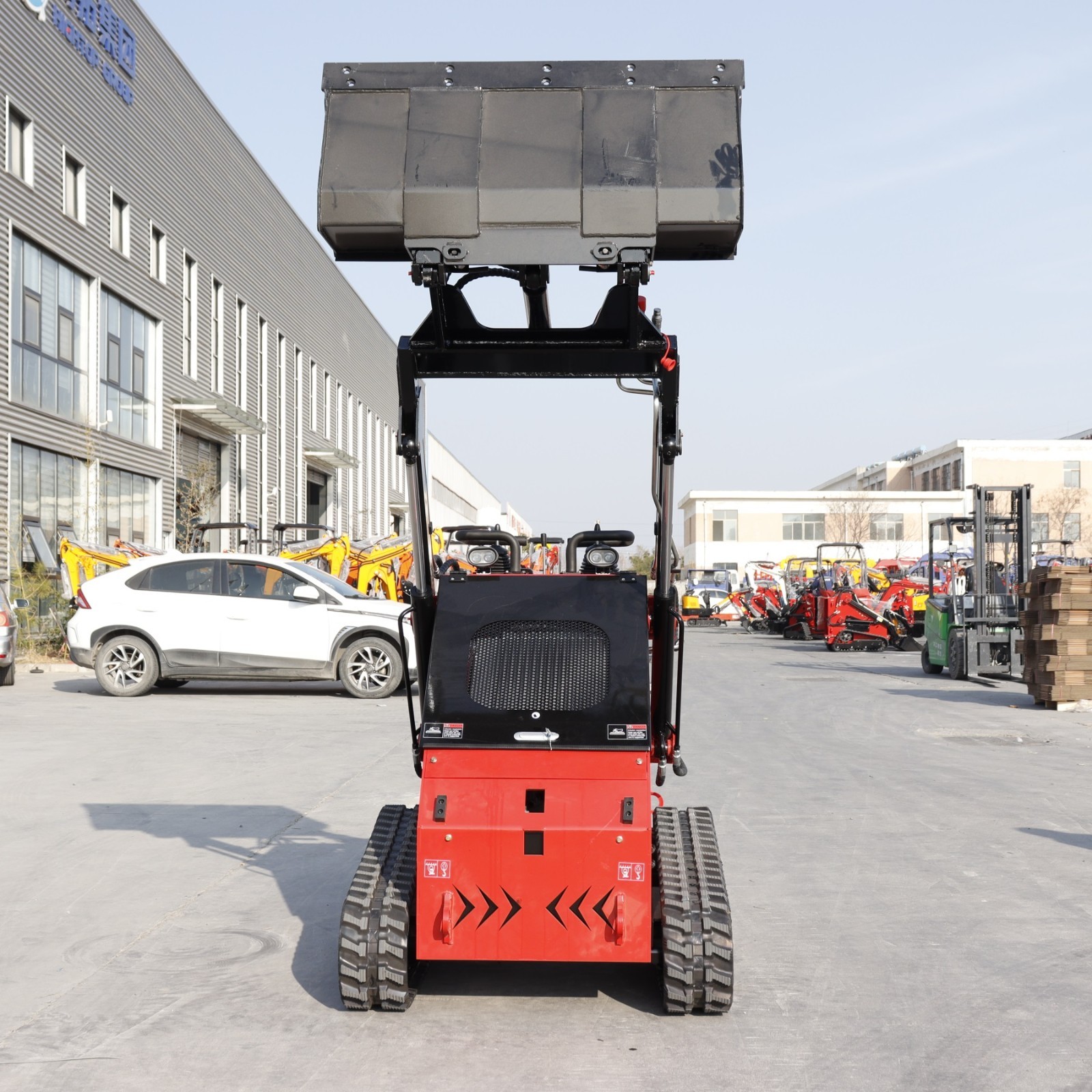 HT Mini Skid Steer Loader Tracked 13.5HP B&S EPA Gas Engine for Gardens Farming