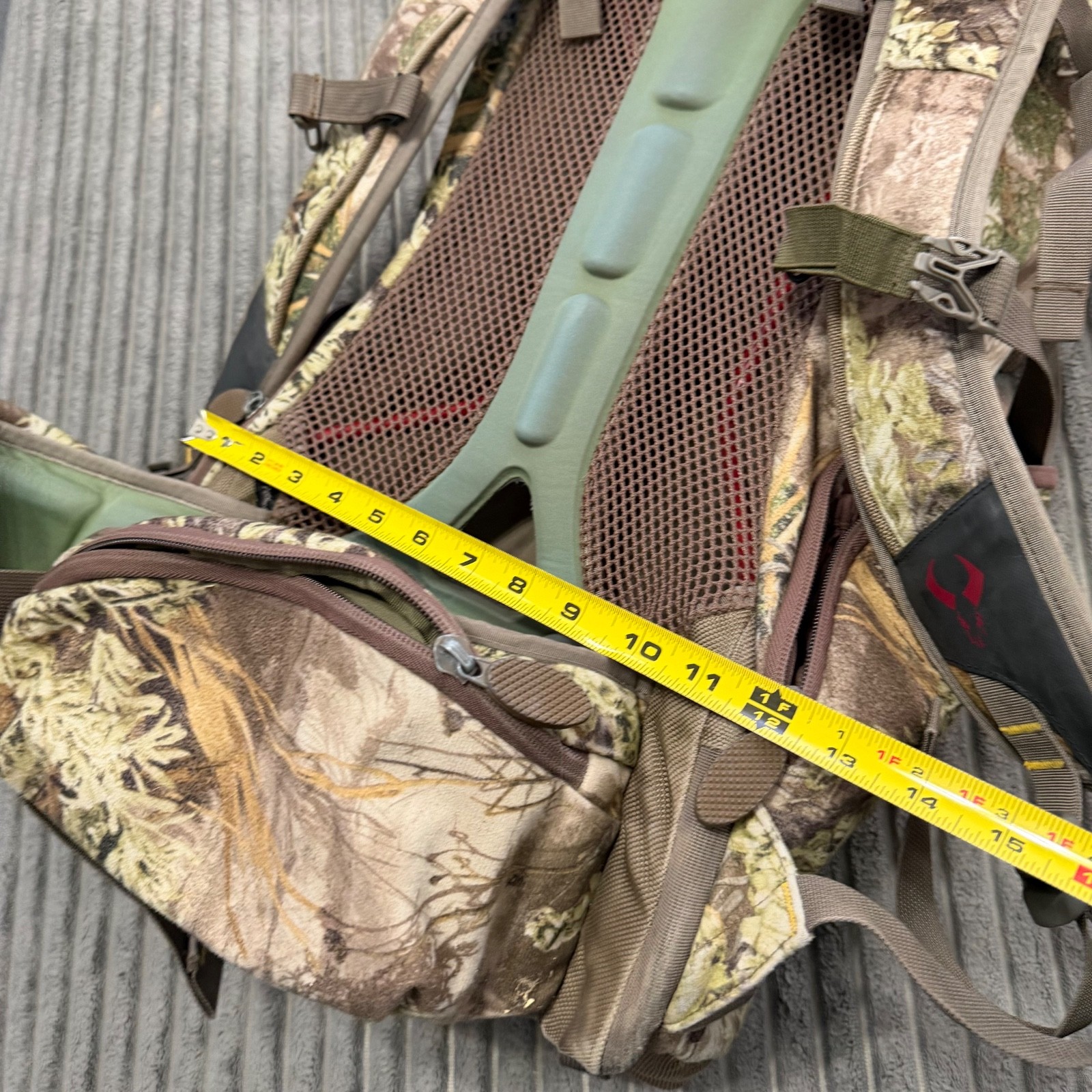 Badlands Reactor Hydration Backpack Camo Air Track Hunting/Hiking Day Pack