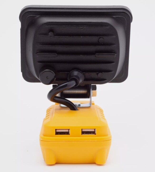 Dewalt 20V Max Portable Flood Light Flashlight Tool Only Outdoor LED Worklight