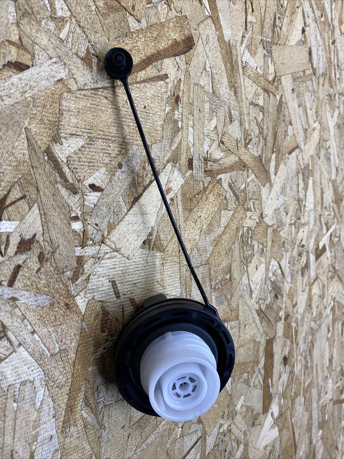 OEM ACDelco GT360 Fuel Tank Caps GM 22921365 BRAND NEW