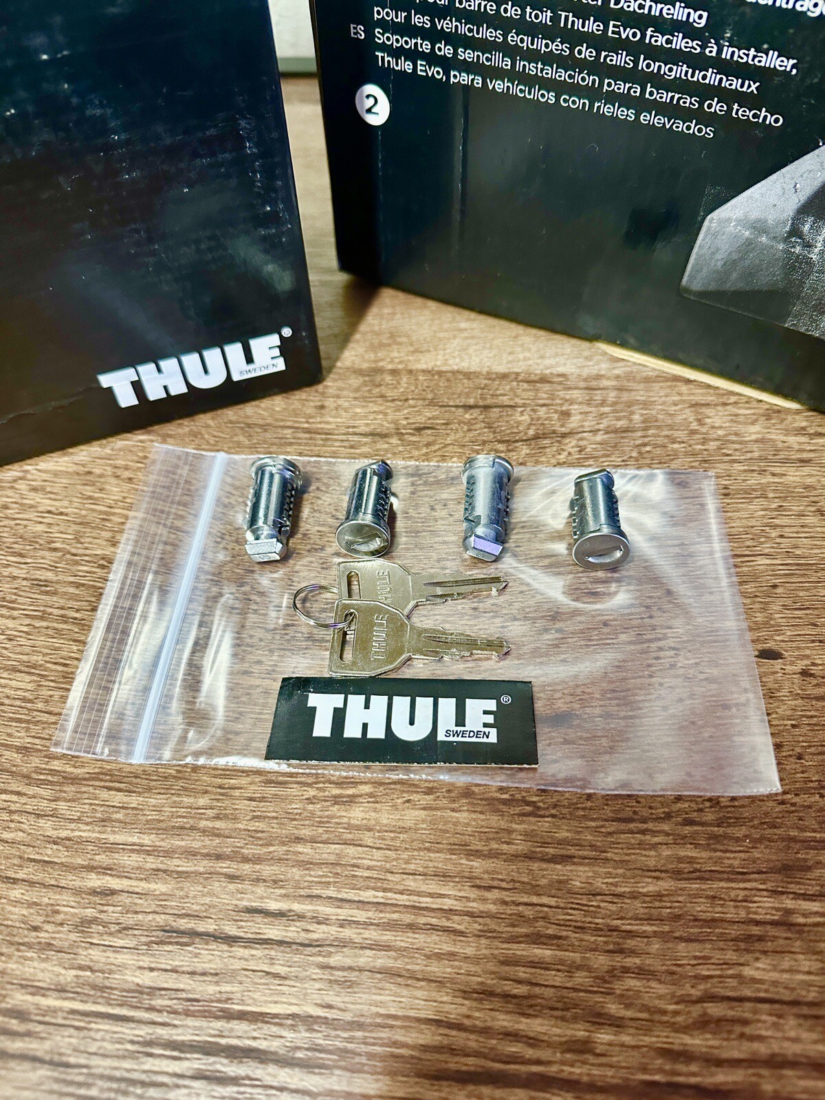 Thule BUNDLE: Evo Flush Rail Foot Pack + Thule Kit 186007 + Thule Lock/Key Set