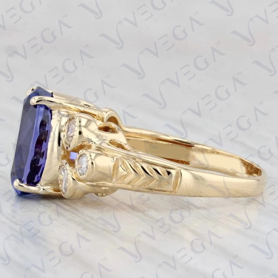3.11 Ct Oval Cut Tanzanite Diamond Ring Wedding Ring 14K Yellow Gold