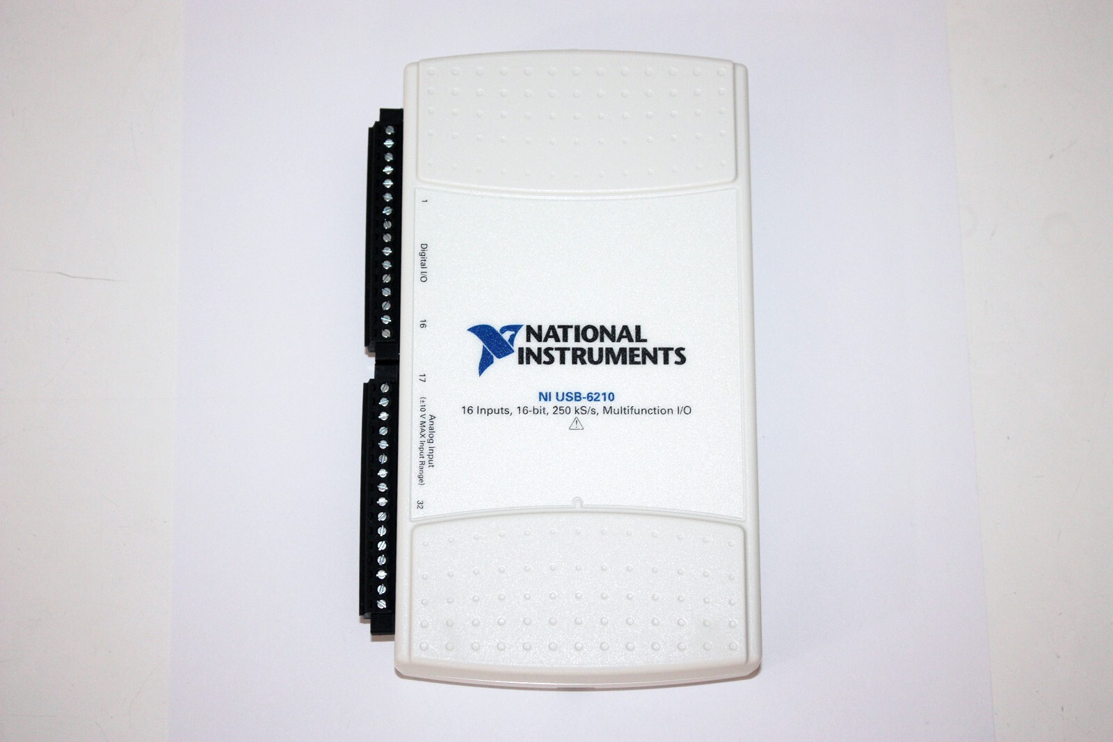 National Instruments NI USB-6210 Multifunction I/O Device, DAQ, Data Acquisition