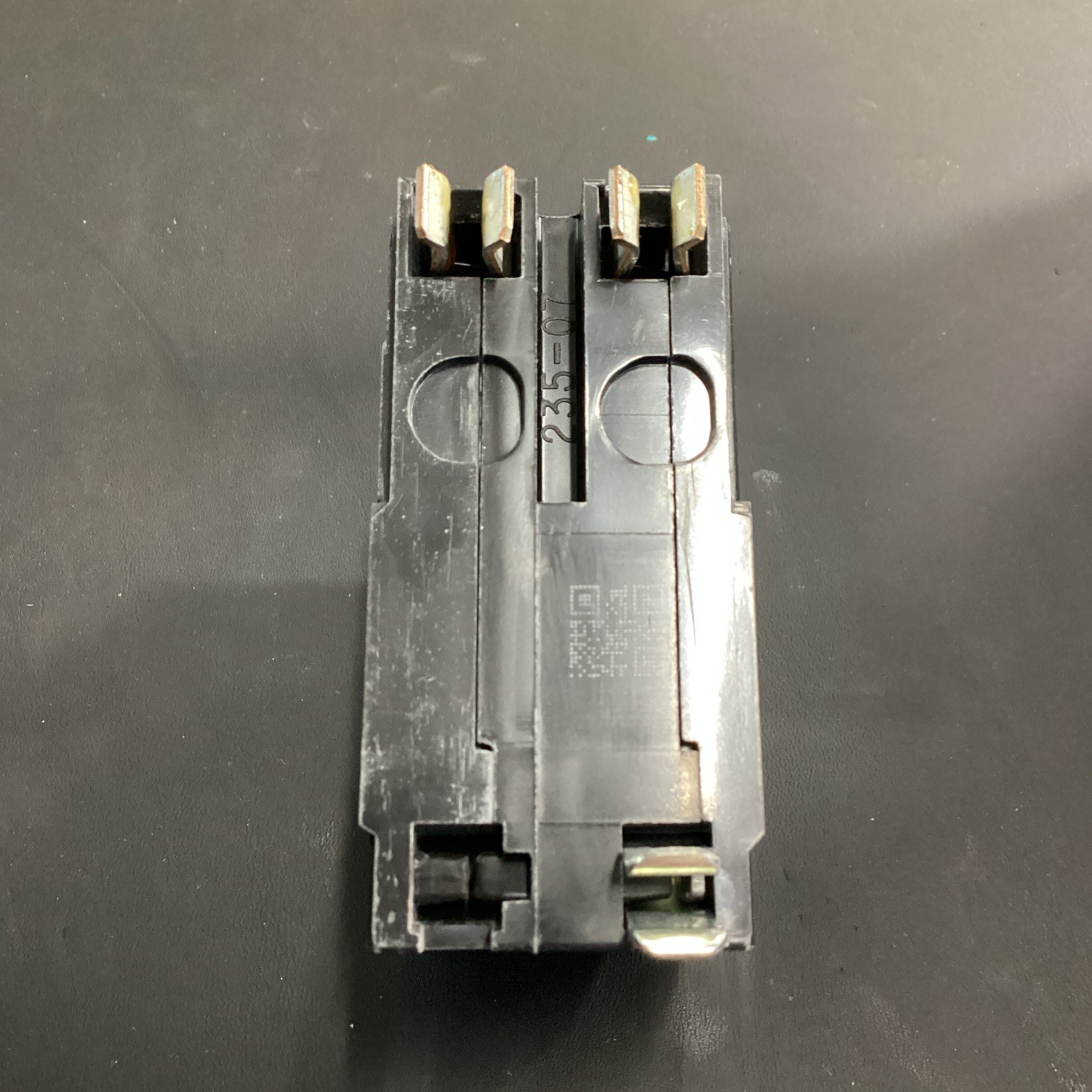 Square D QO230 Circuit Breaker 30 Amp 240 Volt 2 Pole Plug In Black NEW