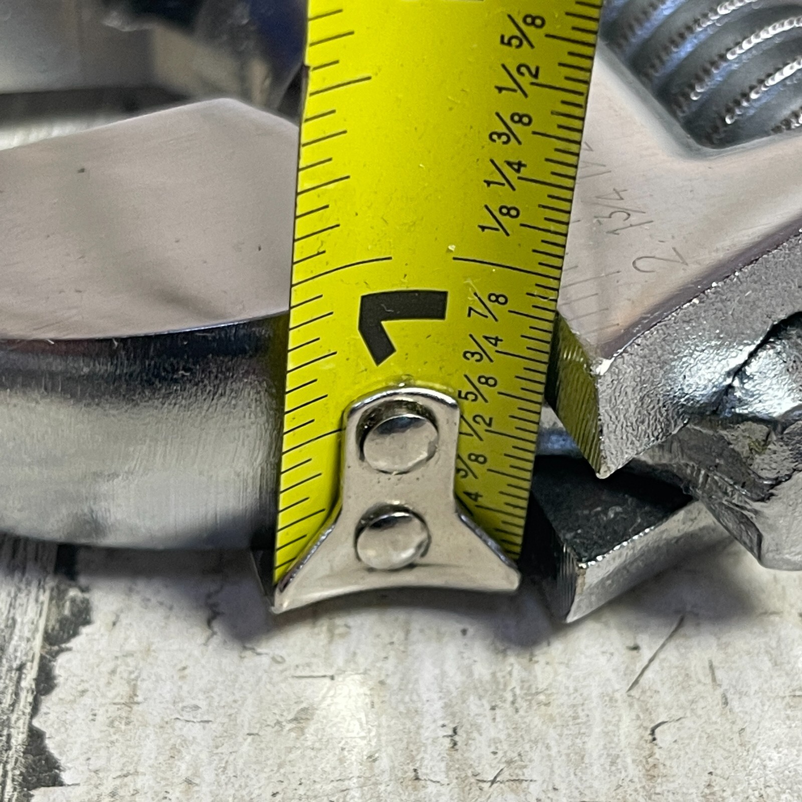 New HUSKY 18" Long Adjustable Wrench 2-1/16" Large Jaw Capacity Anti-Slip