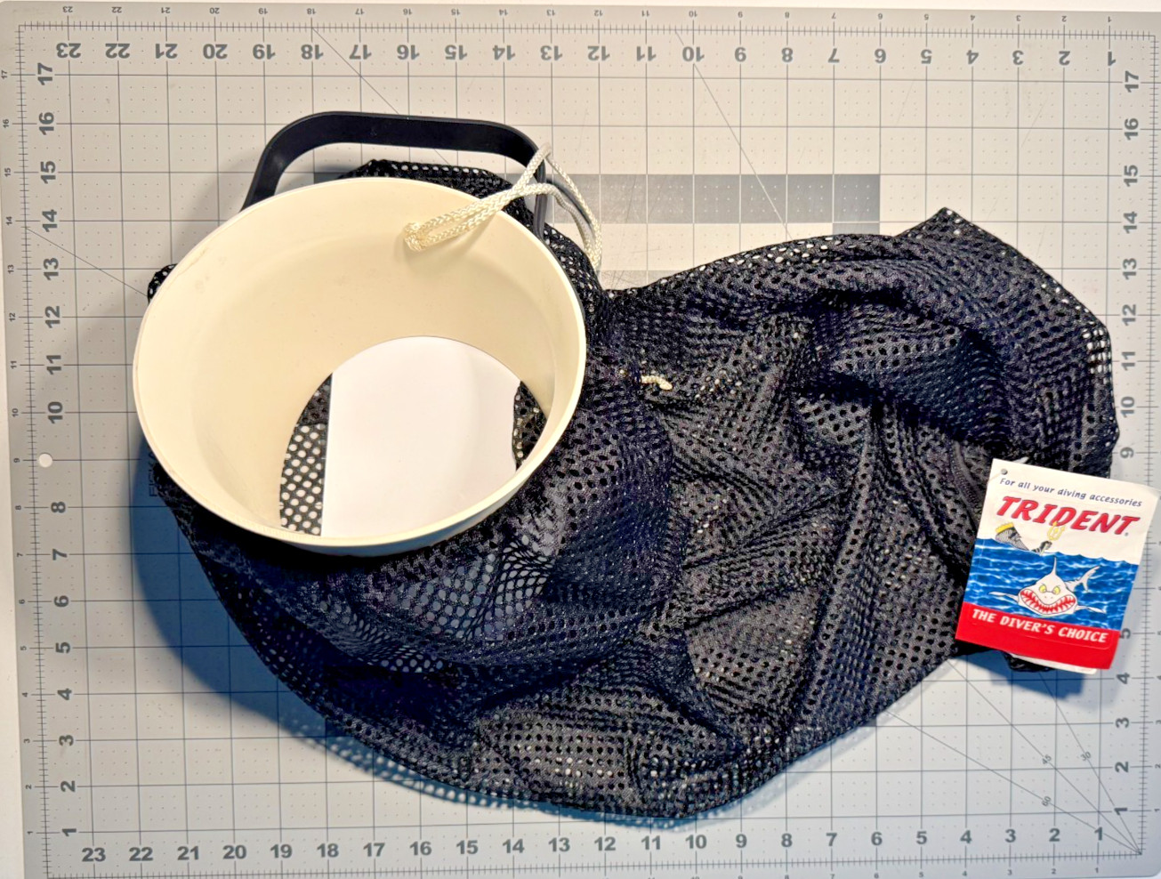 Trident Lobster Bag - Bottom Zipper Release - Brand New