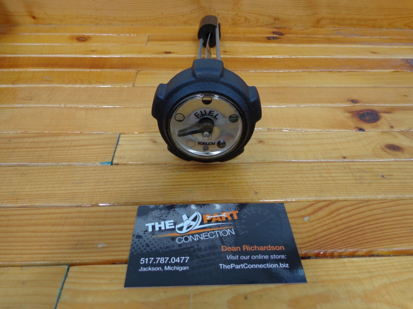 EZ-GO 1972 AND UP GOLF CART GAS CAP WITH GAUGE FITS MARATHON MEDALIST MPT TXT