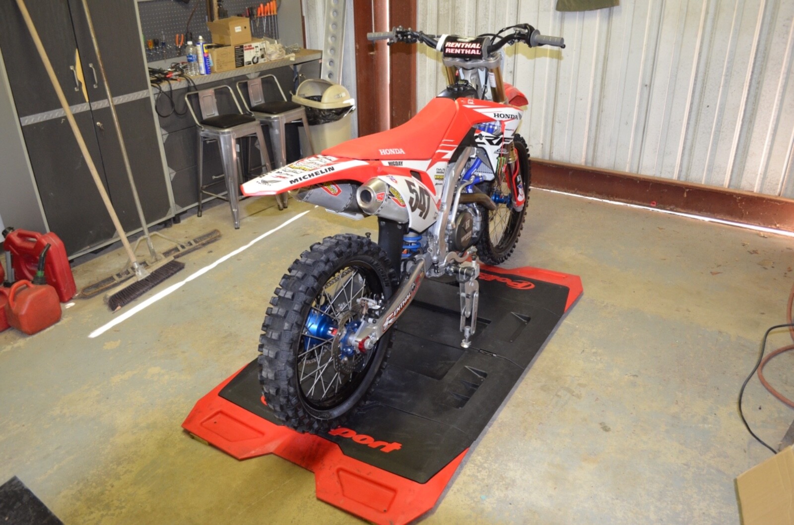 Moto Cinch strapless tie downs for motorcycles