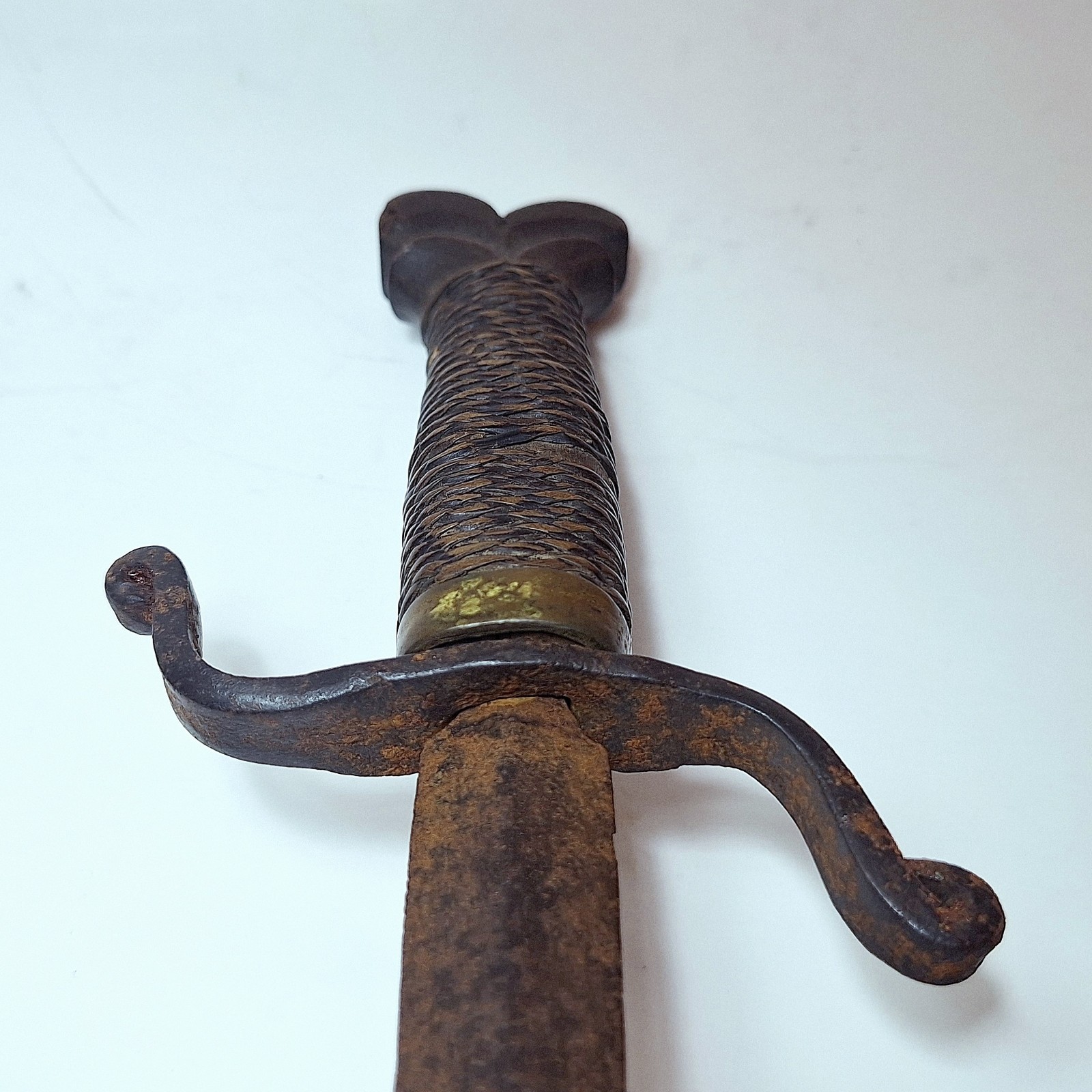 Authentic 17th-Century European Renaissance Left-Handed Dagger – All Original -