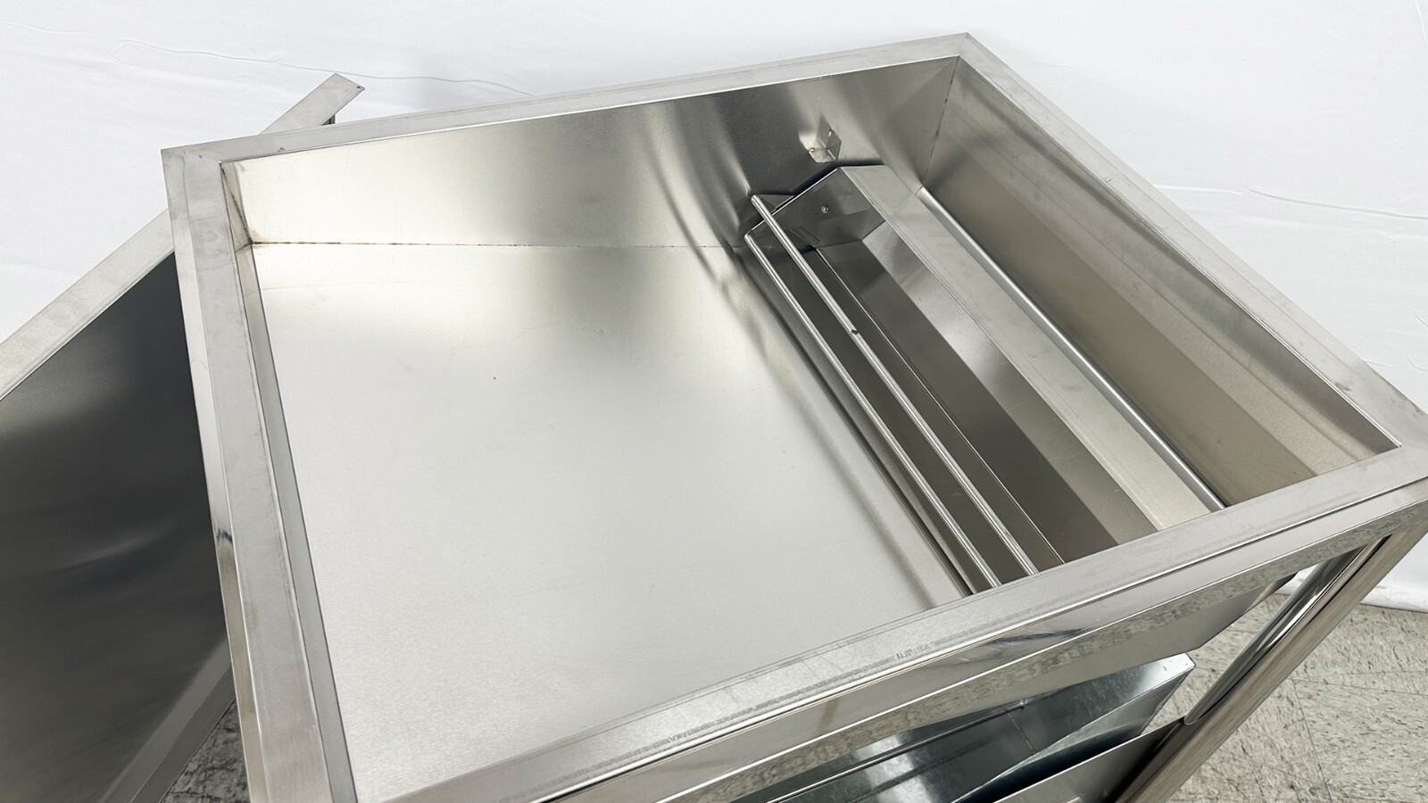 NEW Donuts Table 34" x 28" x 36" Glazing Dipper Sugar Pan Basket Donut NSF