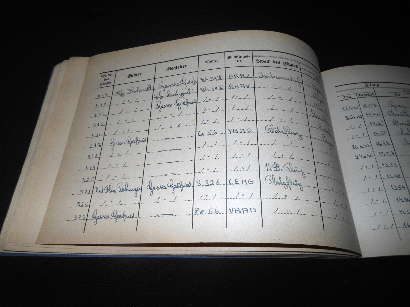 WW II German LW Flugbuch - FLIGHT LOG BOOK - Ju52 He111 Do17 Do23 Ju86 - NICE!