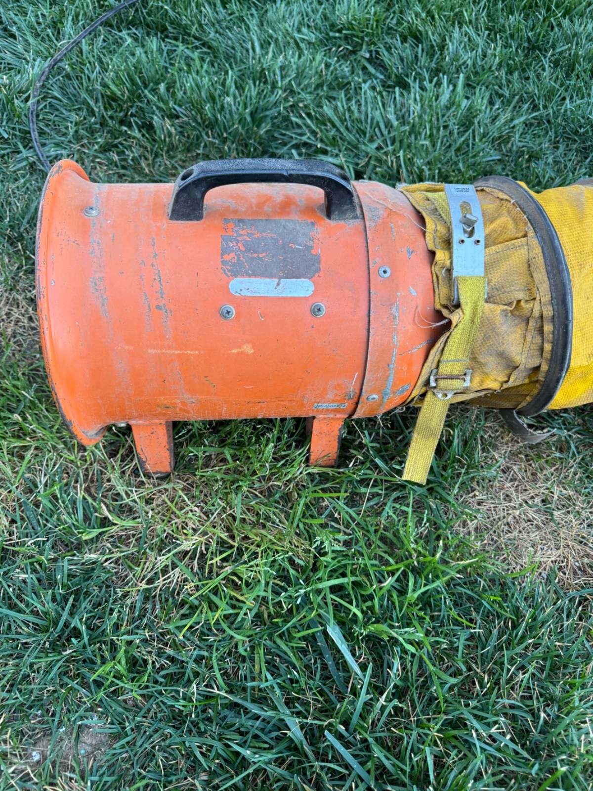 8" Confined Space Blower 110V Pupco 911 w/ 14ft Duct Hose & Metal Storage Can