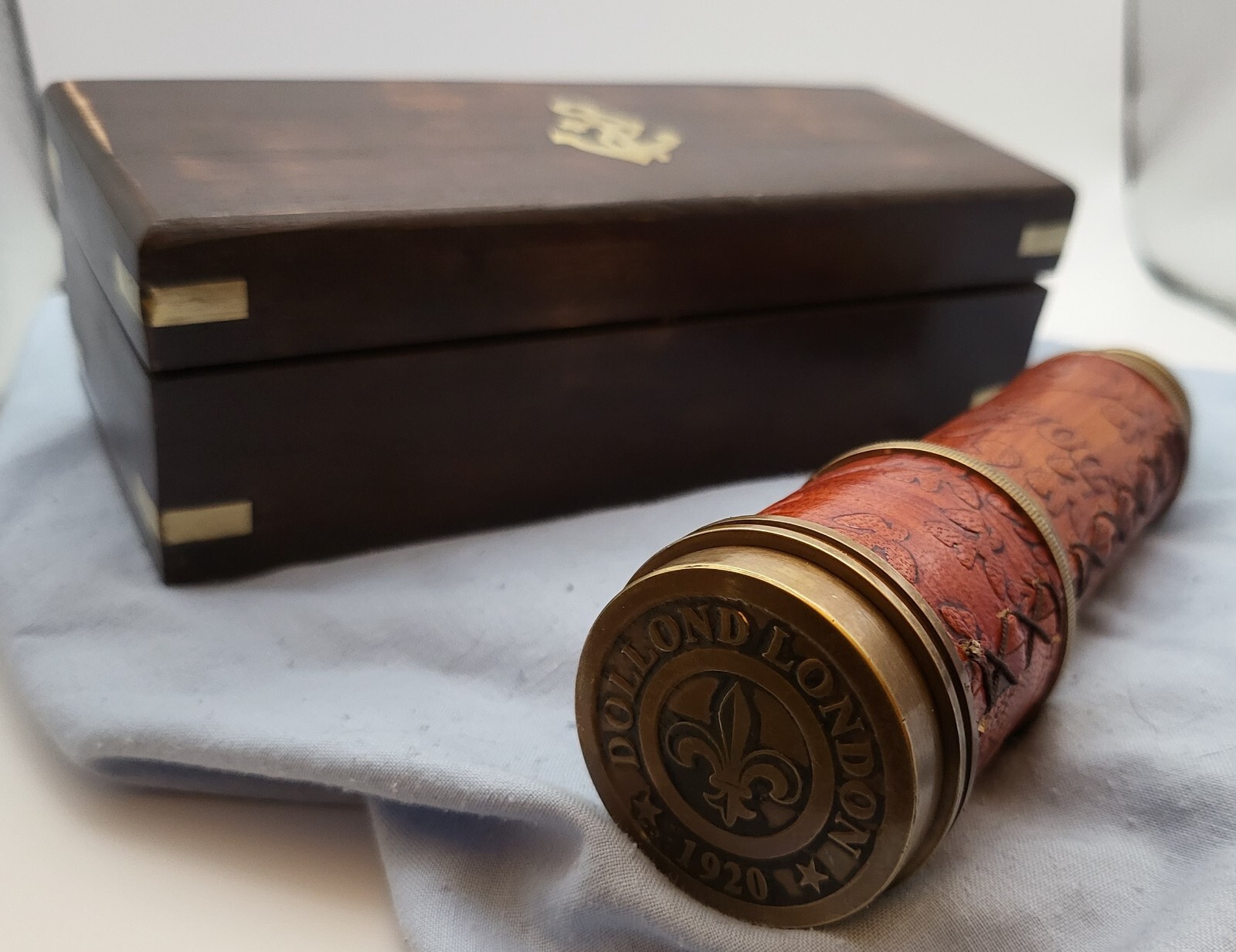 Vintage Telescope Antique Astronomy Space Stars Old Gold Lustre Wooden Box Retro