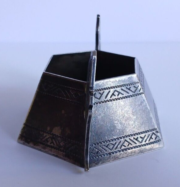 J BETINS RIGA LATVIA VINTAGE 875 SILVER SEAHORSE MOTIF SALT CELLAR