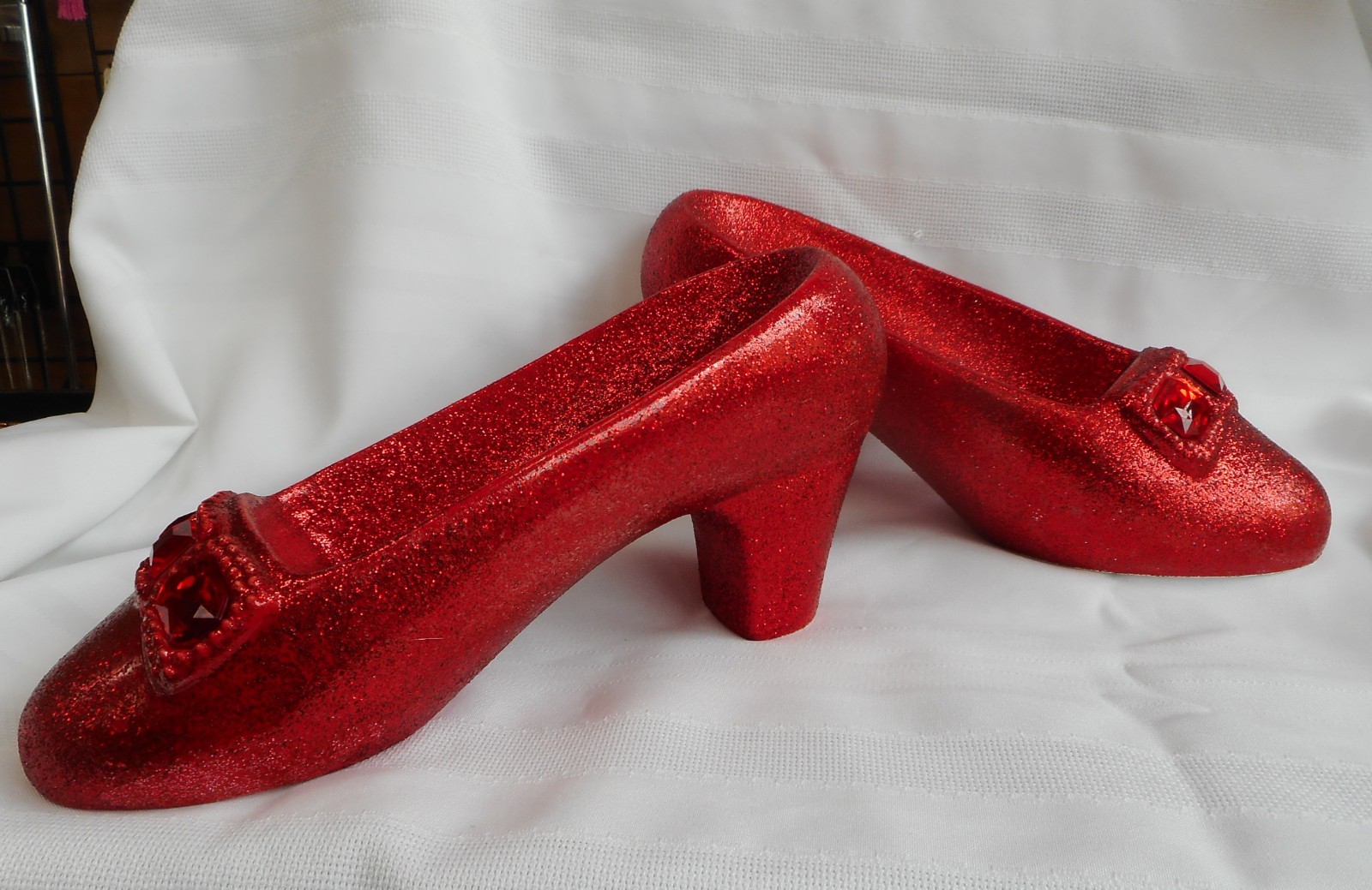 Vintage Ruby Slipper Wine Holder from Hallmark Productions