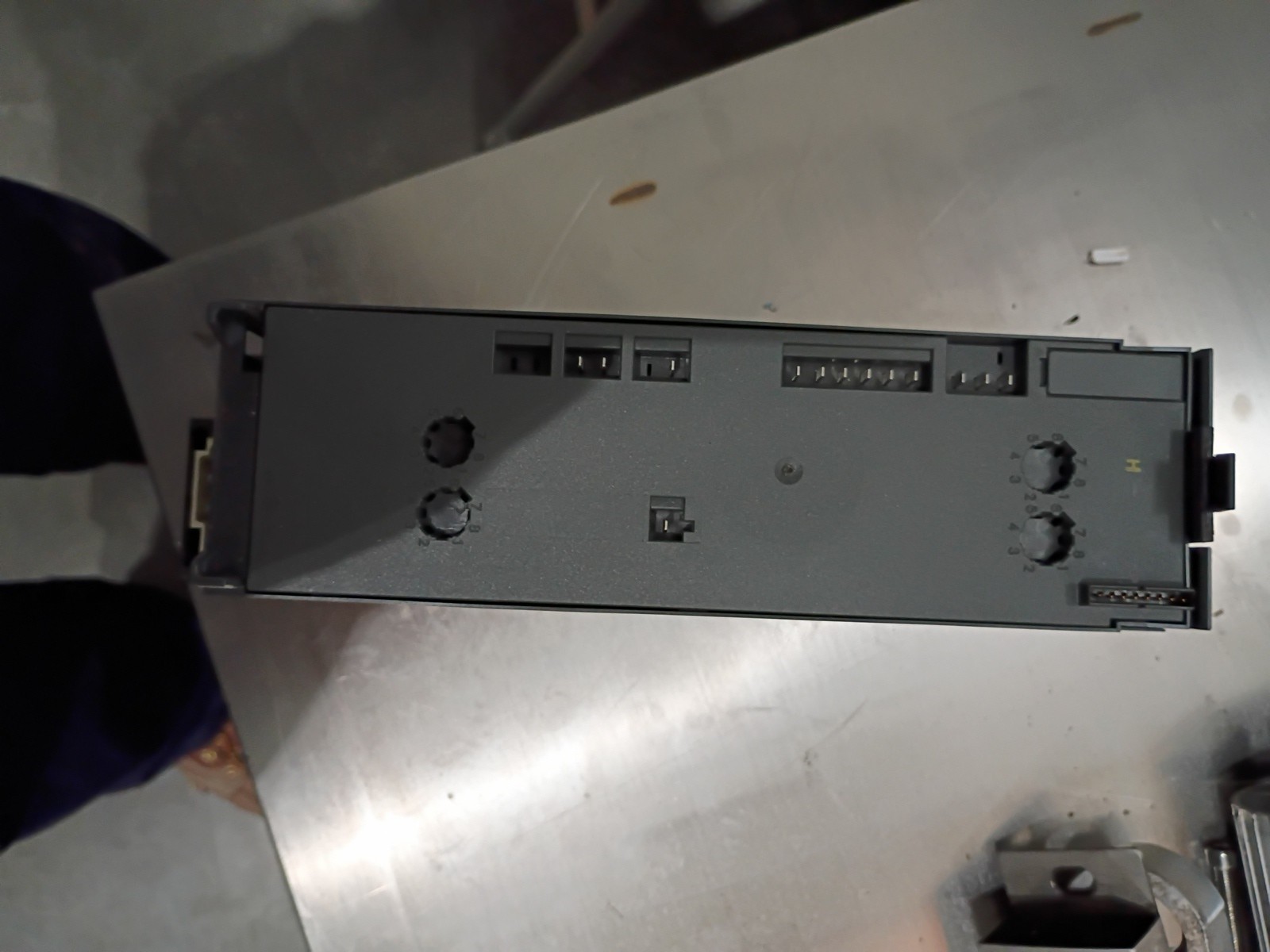 Siemens DS1e‑x HF 3RK1301‑0BB10‑0AB4 2.4‑8 A Motor Starter USED