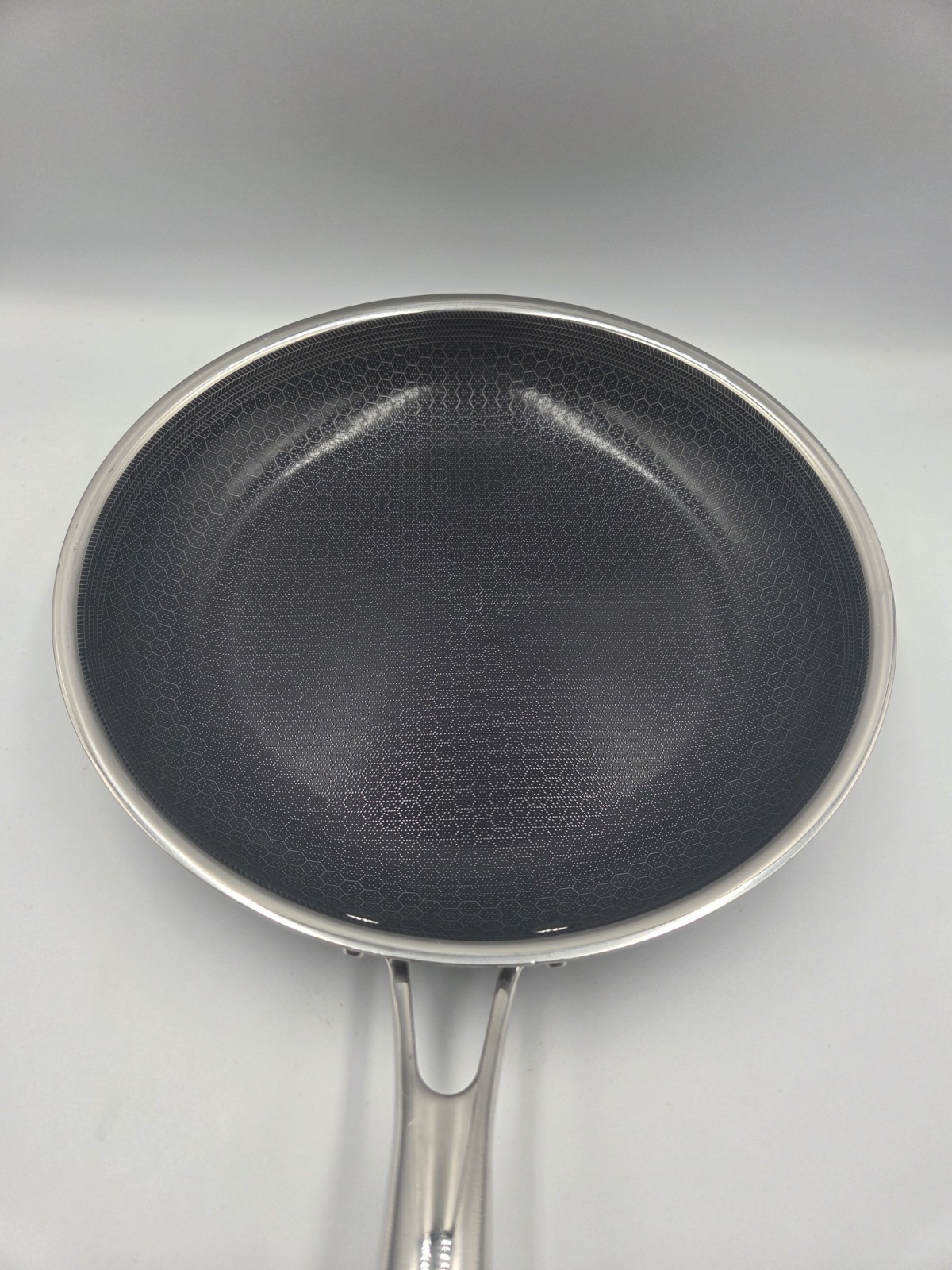 HexClad Hypbrid Nonstick Stainless Steel 10" Frying Pan, No Lid - Good Condition