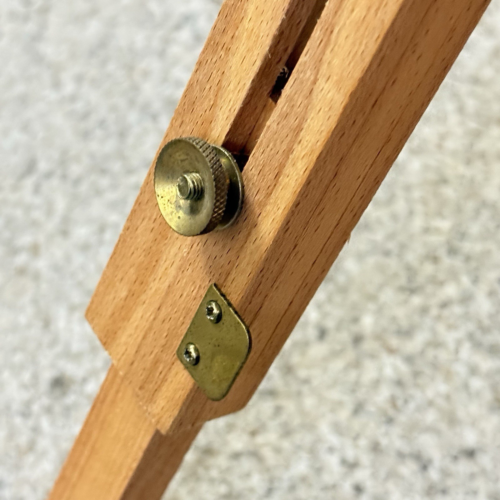 Jullian Paris Full Size French Box Easel European Beechwood