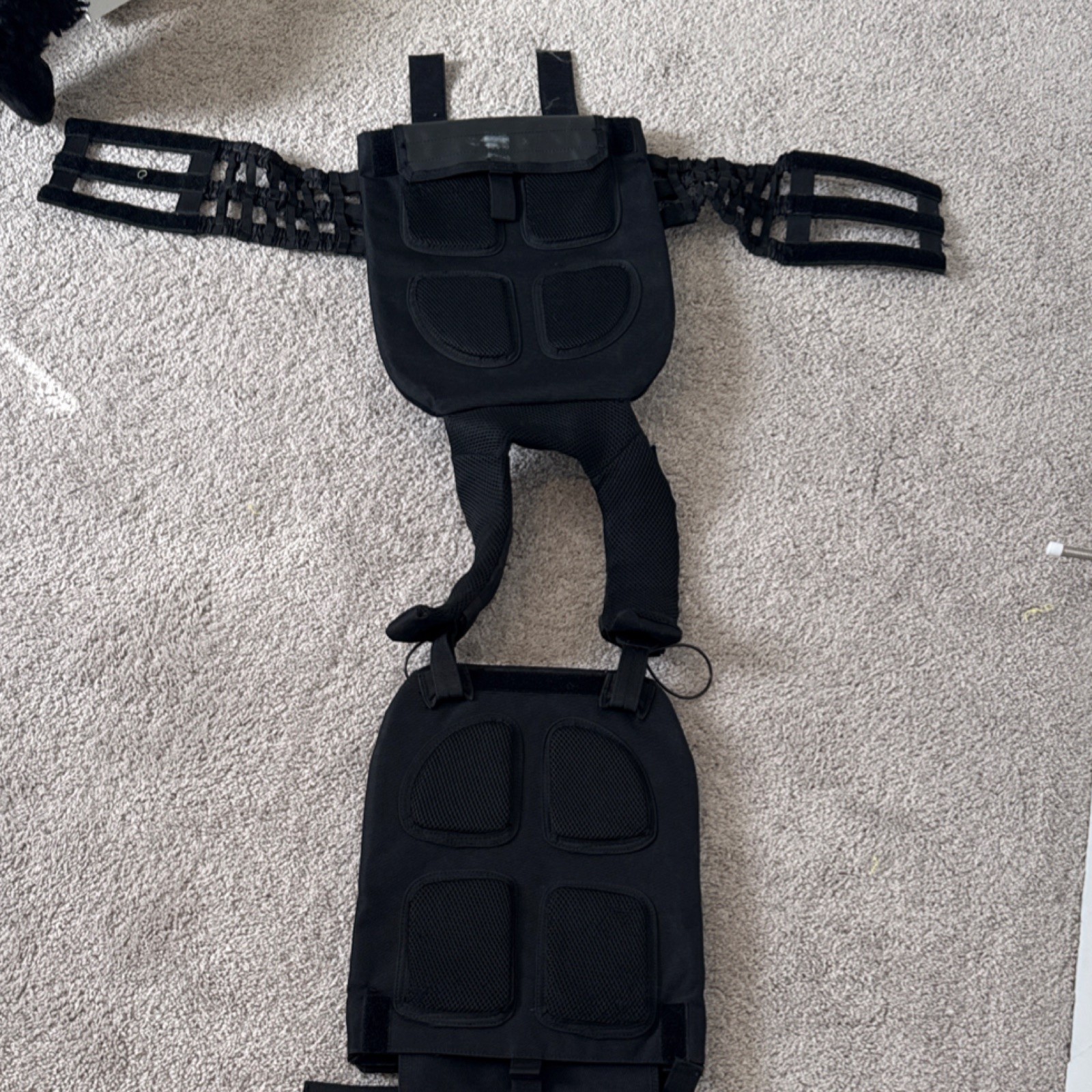 Wolf Tactical Weighted Vest Exercise Cross Training and 14.5 lb Weighted Plates