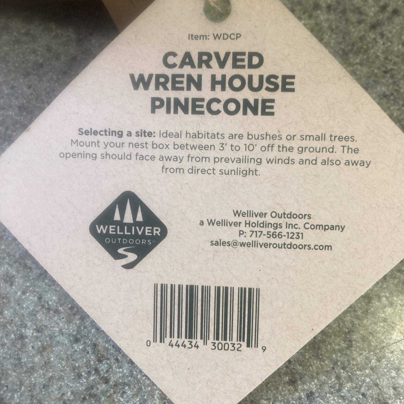 Welliver Carved Wren House Pine Cone Design Cedar Construction