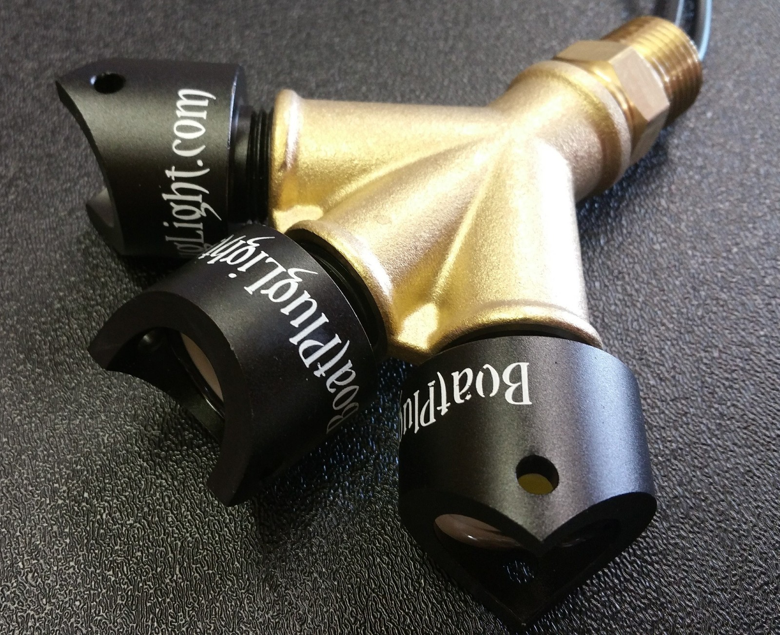 BLUE YK3B LED BOAT DRAIN PLUG LIGHT TRIPLE HEAD DESIGN! 3400 LUMENS UNDERWATER