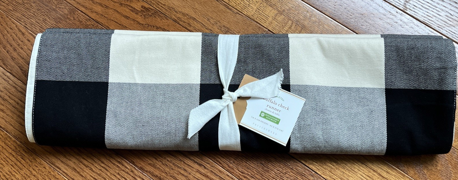 Pottery Barn Large Buffalo Check Table Runner 18" X 108" Black/Ivory NEW