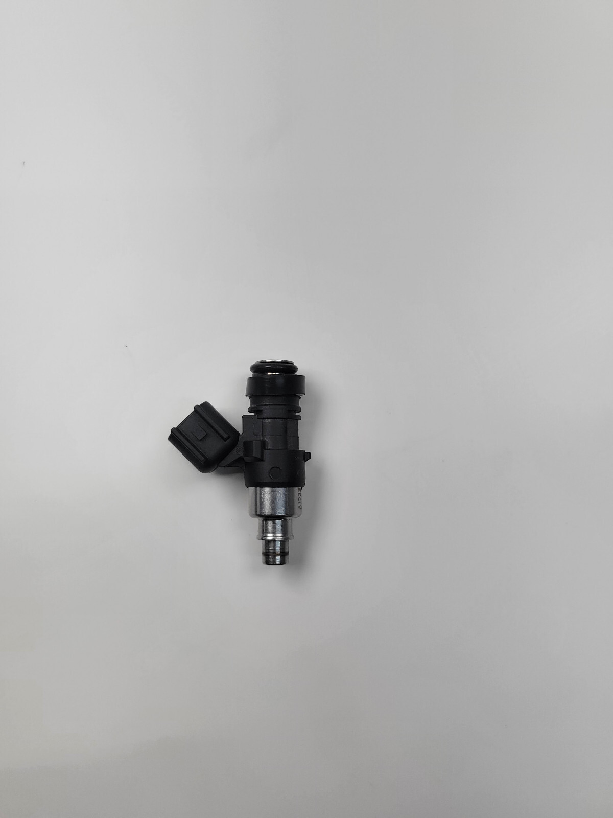 Kawasaki KX450f 2009-2015 Fuel Injector OEM Replacement Part# 49033-0010