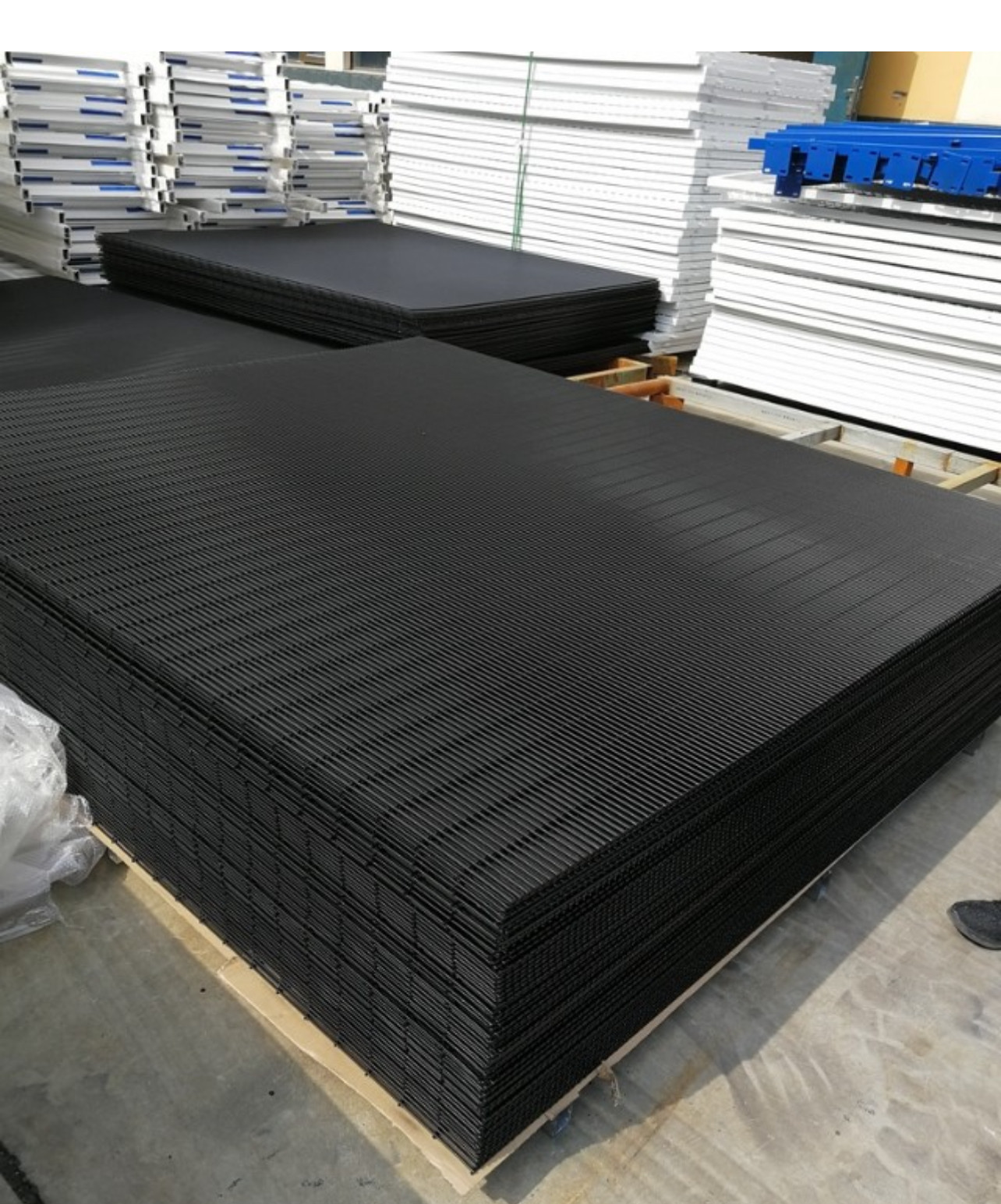 Steel Security Fencing. Anti cut/Anti Climb