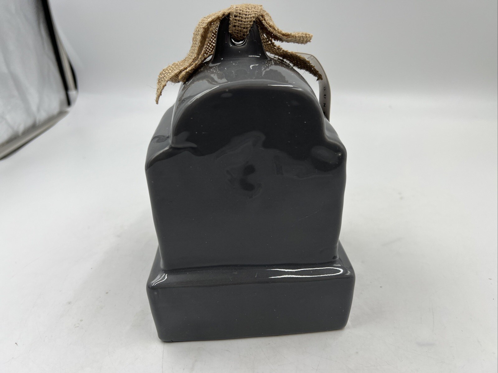 Rae Dunn Ceramic Nine Lives Tomb Birdhouse BB02B20001