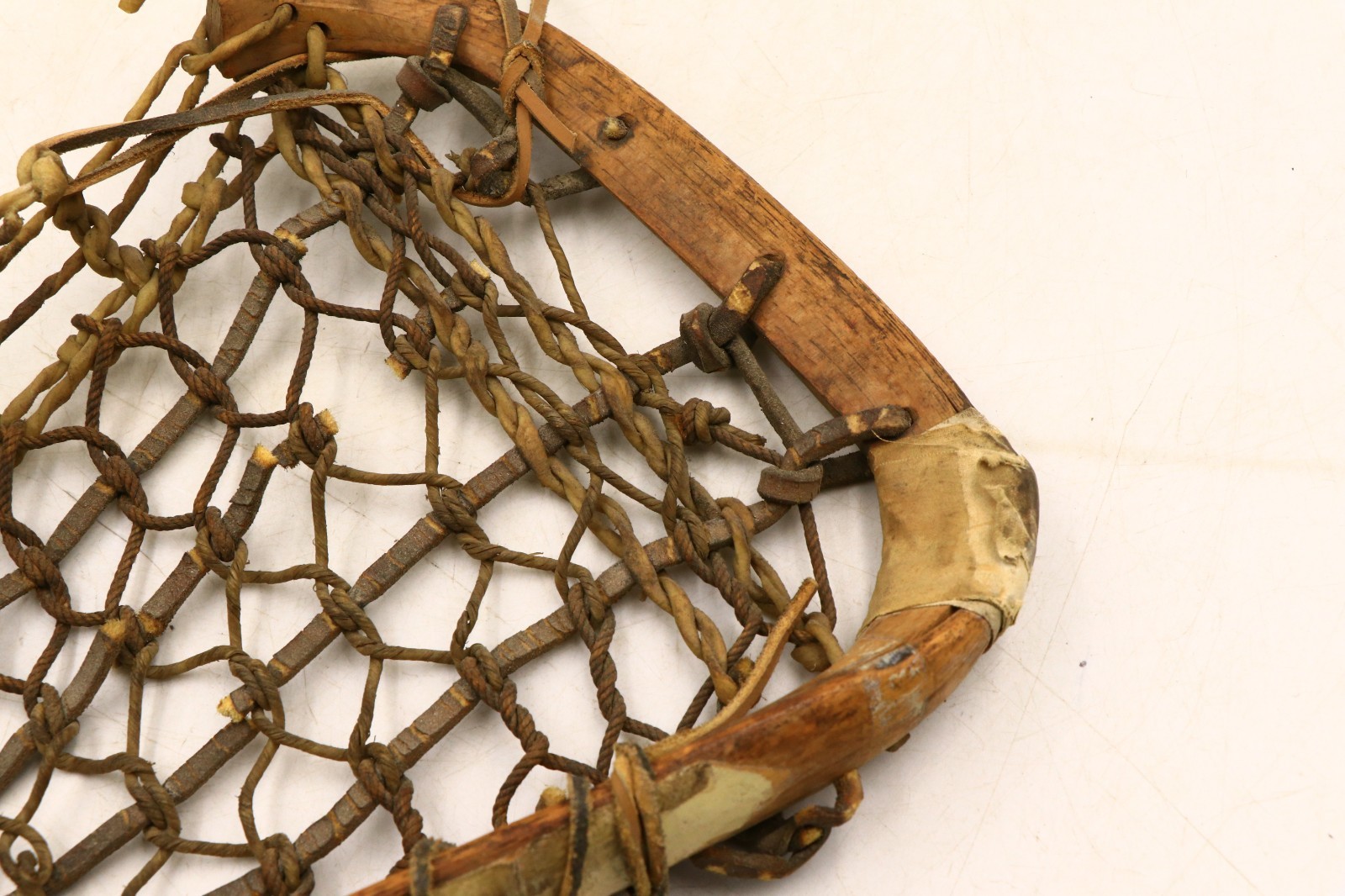 Rare Antique Native American Lacrosse Stick 46.5" Unbranded Octagonal Handle