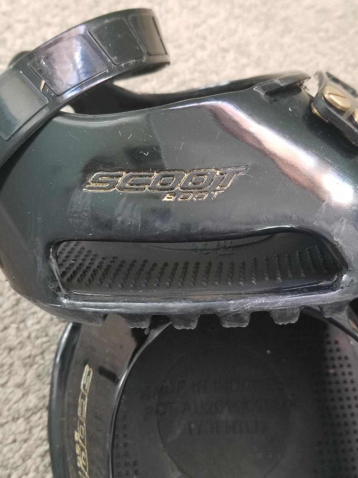 Scoot Boot Horse Hoof Boot - Size 4 REG - PAIR - used twice