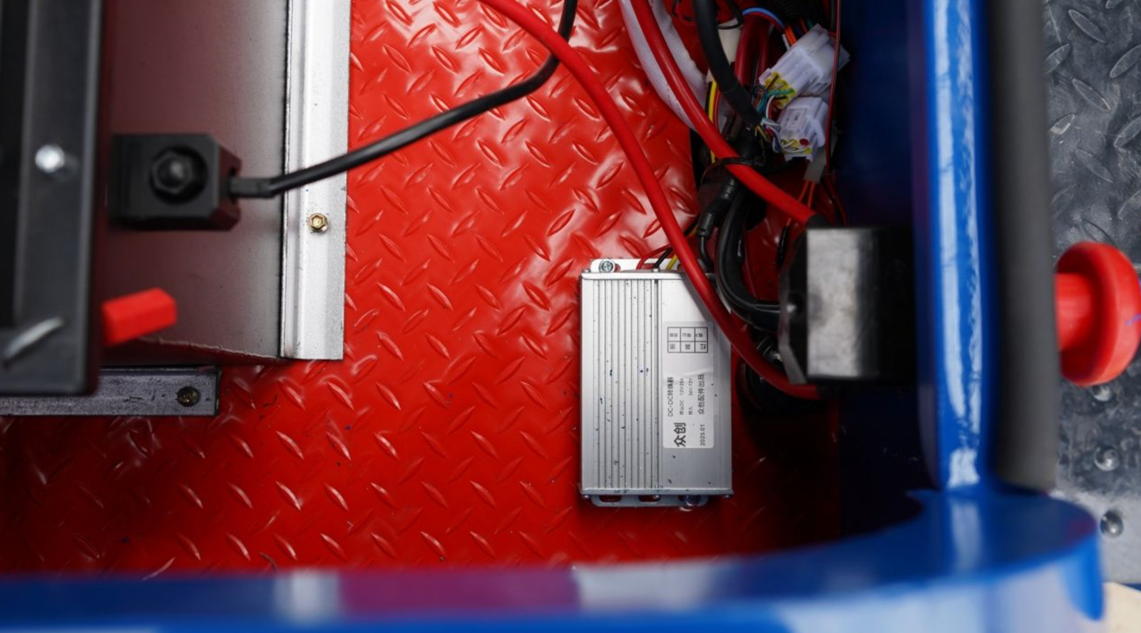 Electric Forklift 1.5 Ton Rated Capacity Lifter Truck w side shift Brand New USA